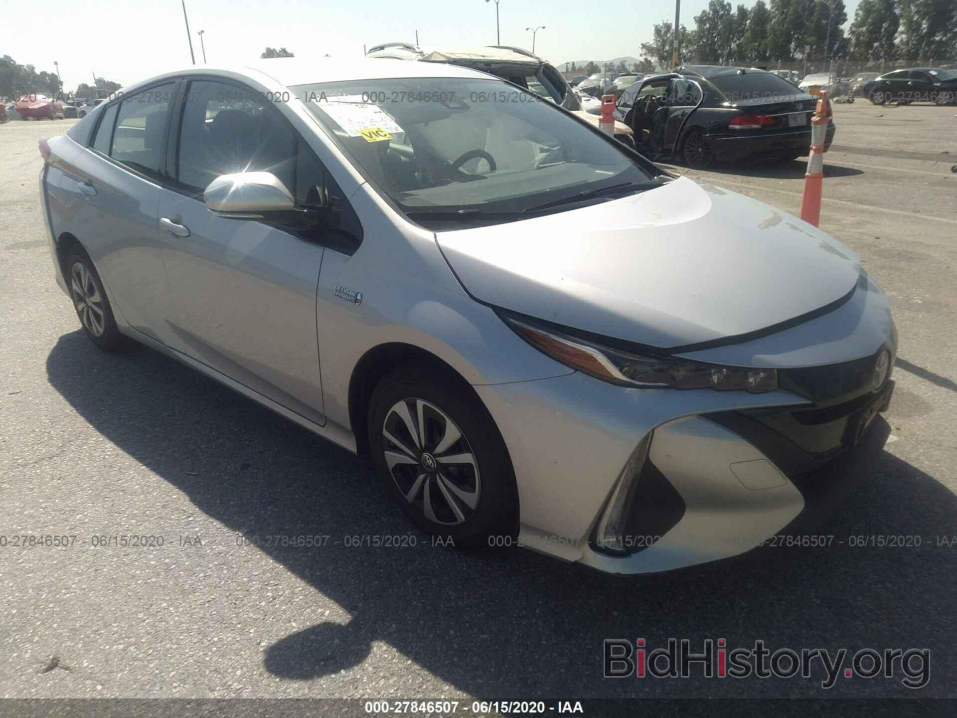 Photo JTDKARFP5H3049185 - TOYOTA PRIUS PRIME 2017