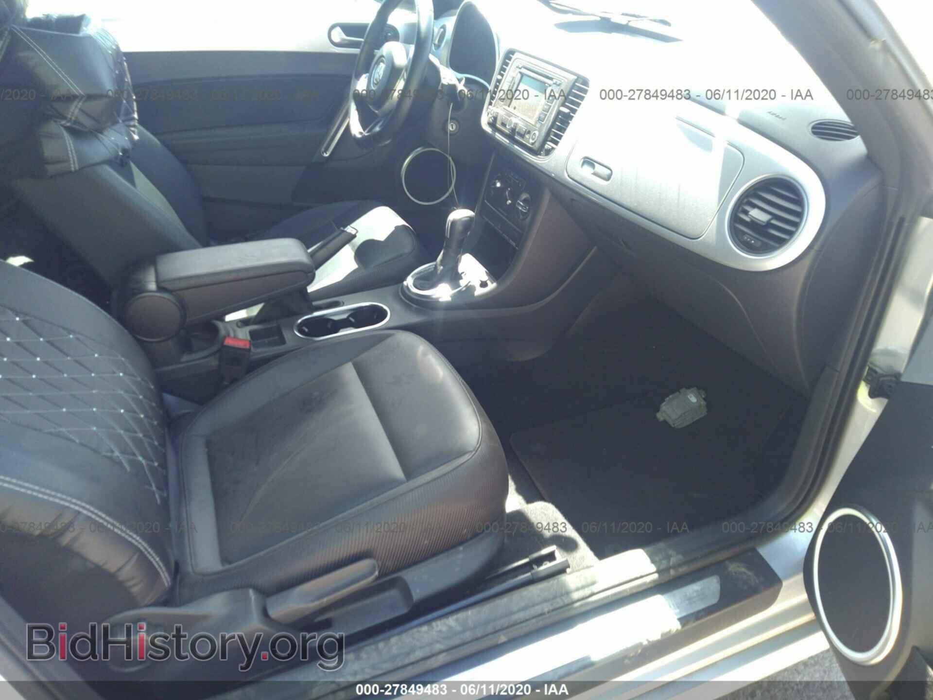 2012 VOLKSWAGEN BEETLE - VIN: 3VWJP7AT9CM632365 - Фото 5