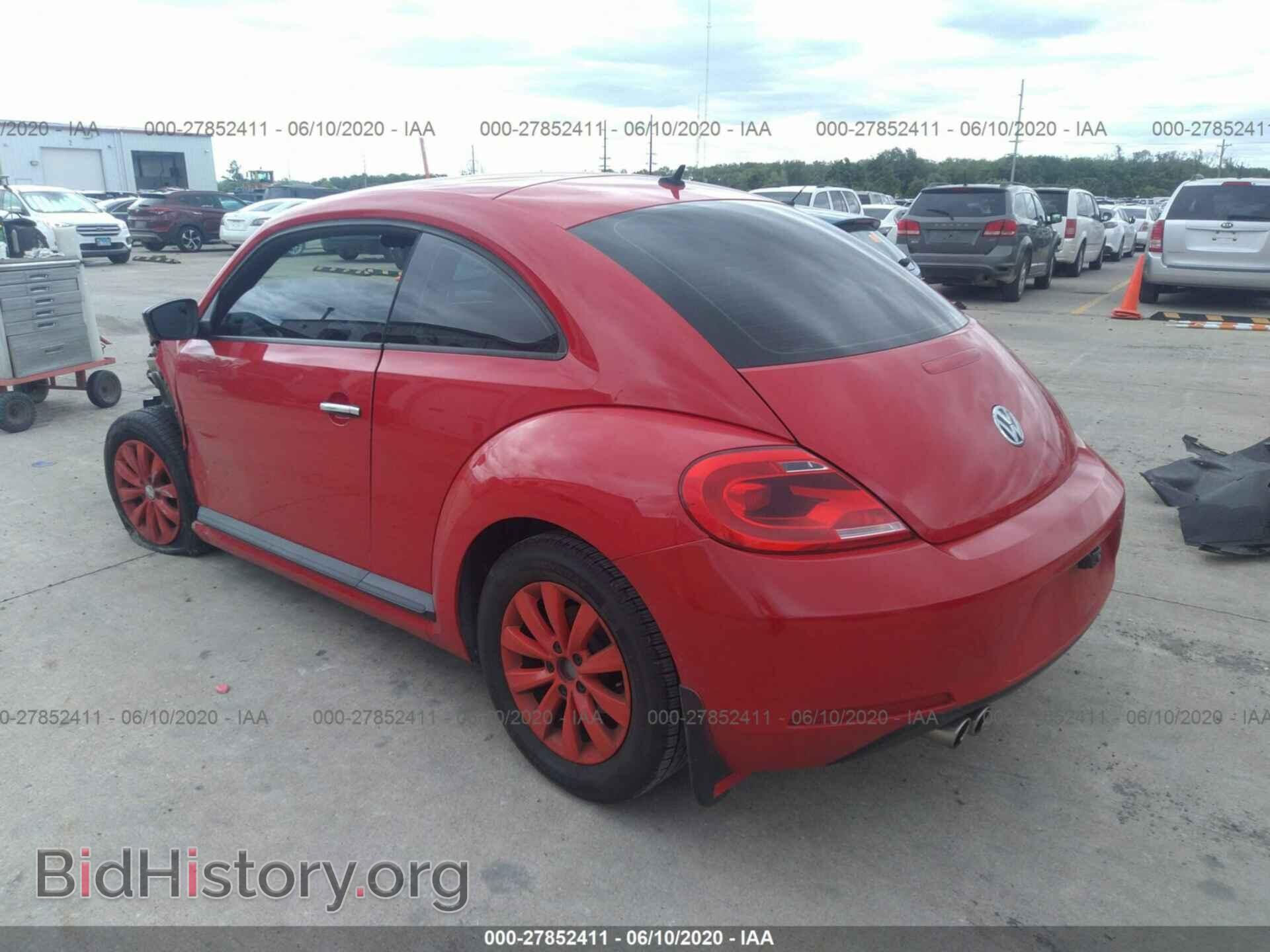 2013 VOLKSWAGEN BEETLE - VIN: 3VWFP7AT2DM645871 - Фото 3