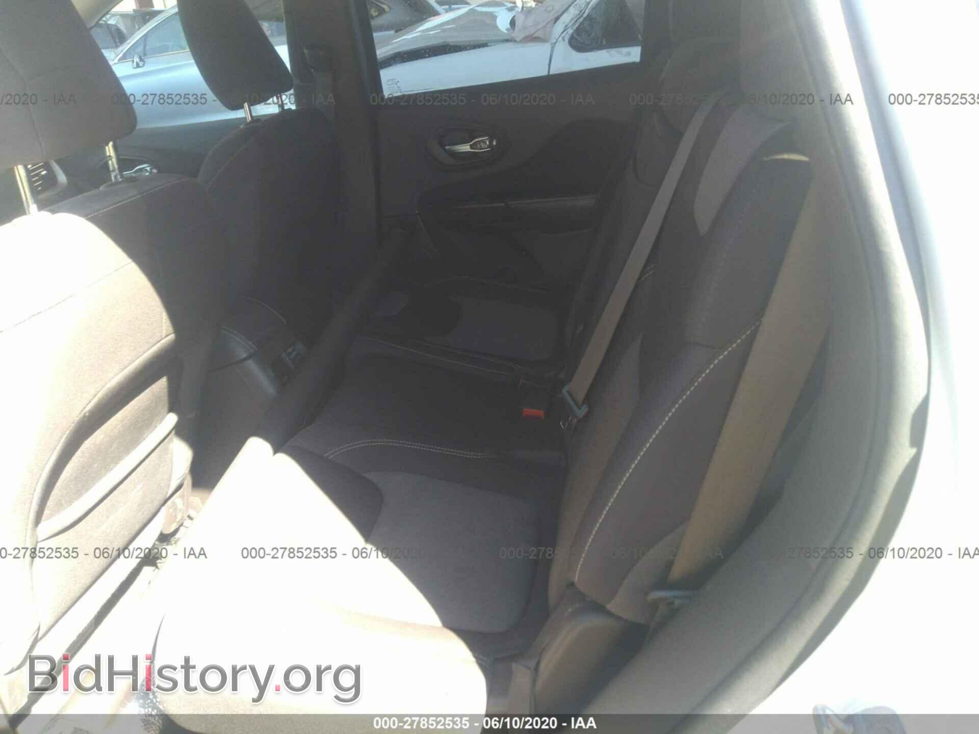 2014 JEEP CHEROKEE - VIN: 1C4PJLCSXEW217618 - Photo 8