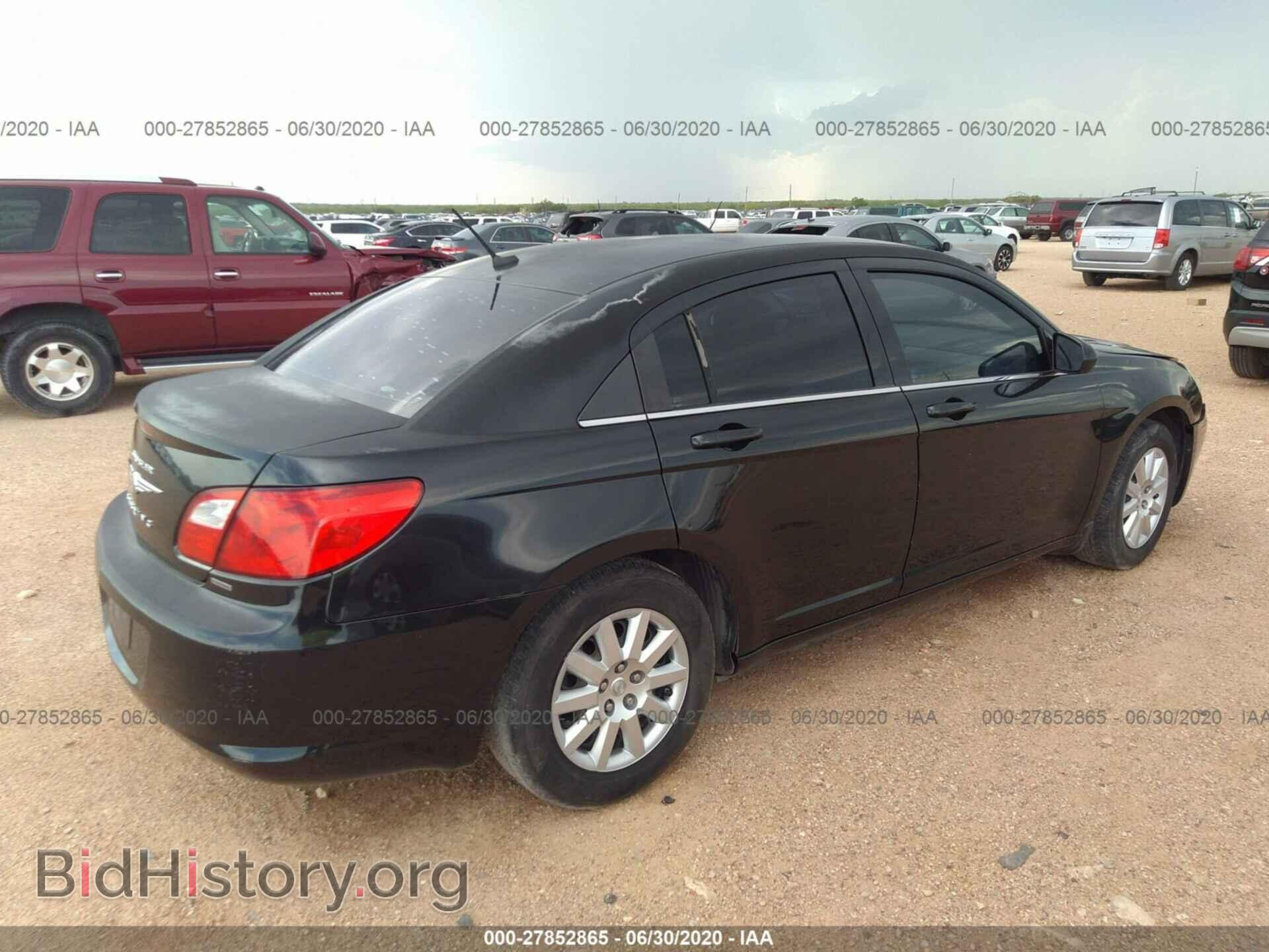 2010 CHRYSLER SEBRING - VIN: 1C3CC4FB4AN105363 - Фото 4