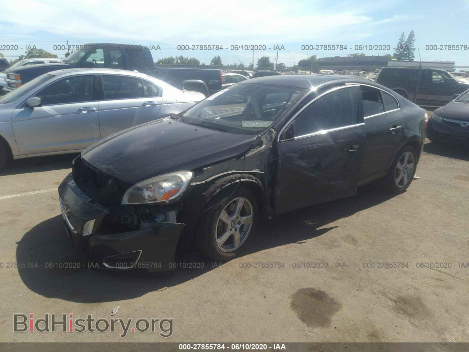 2012 VOLVO S60 - VIN: YV1622FS2C2122015 - Фото 2