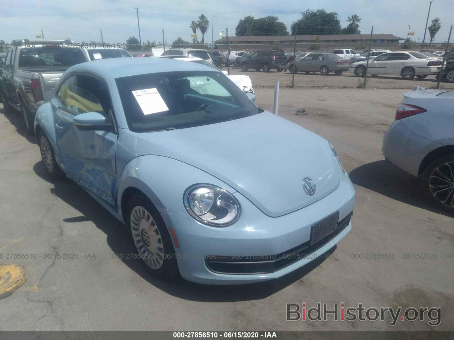 Photo 3VWHP7AT7EM617820 - VOLKSWAGEN BEETLE 2014