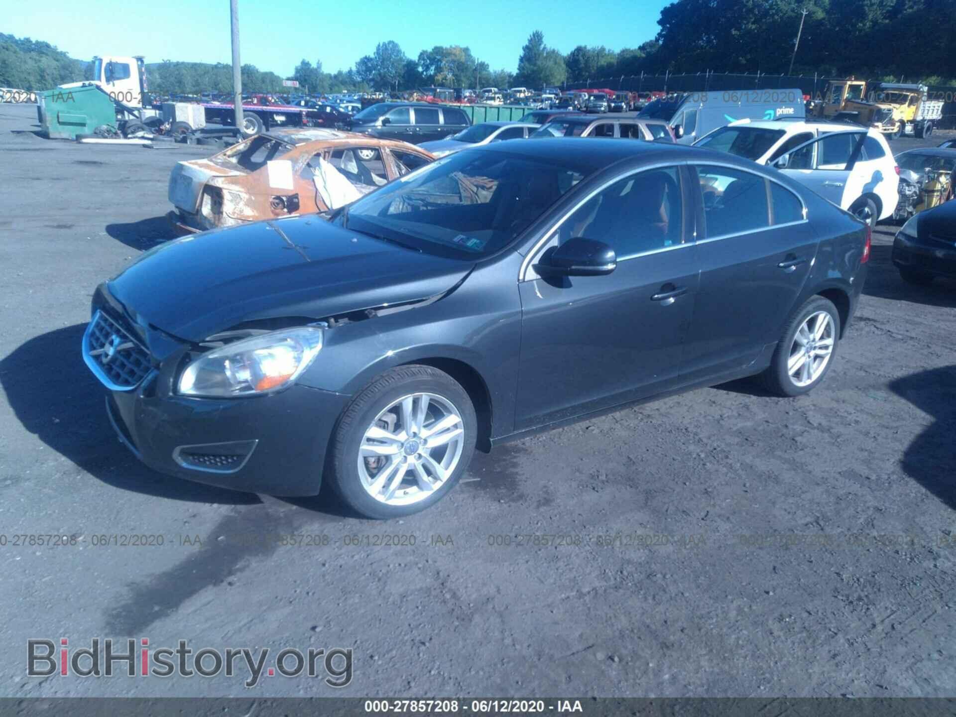 2013 VOLVO S60 - VIN: YV1612FH0D2206567 - Фото 2