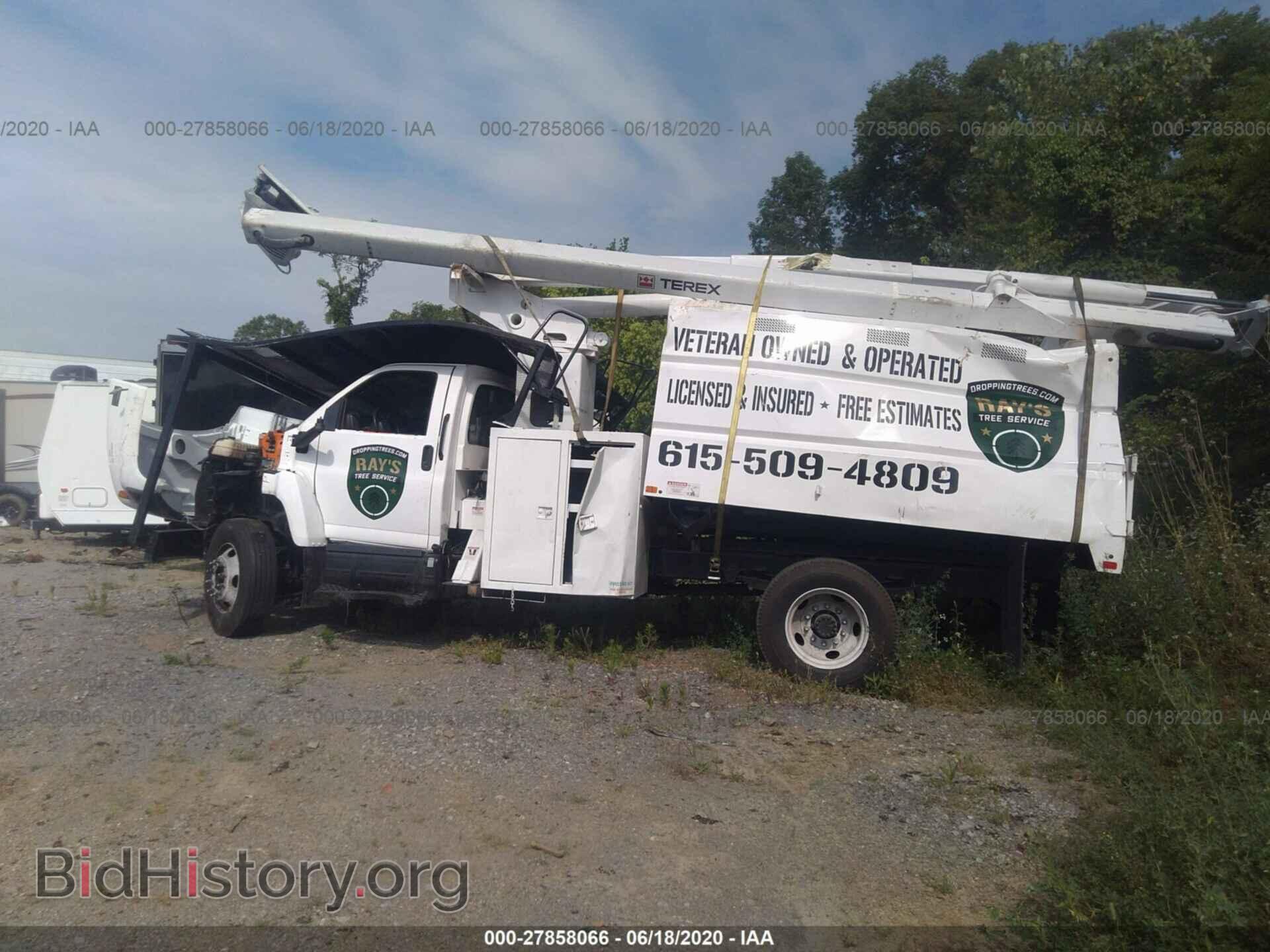 2009 GMC C7500 - VIN: 1GDL7C1GX9F403110 - Фото 3