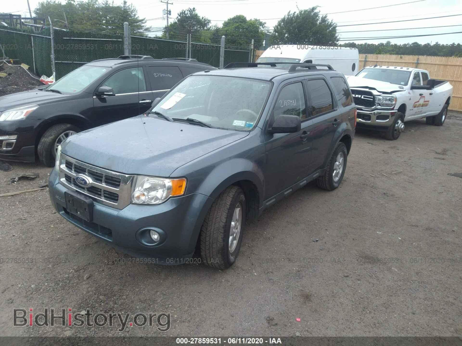 2011 FORD ESCAPE - VIN: 1FMCU9D74BKA90656 - Фото 2