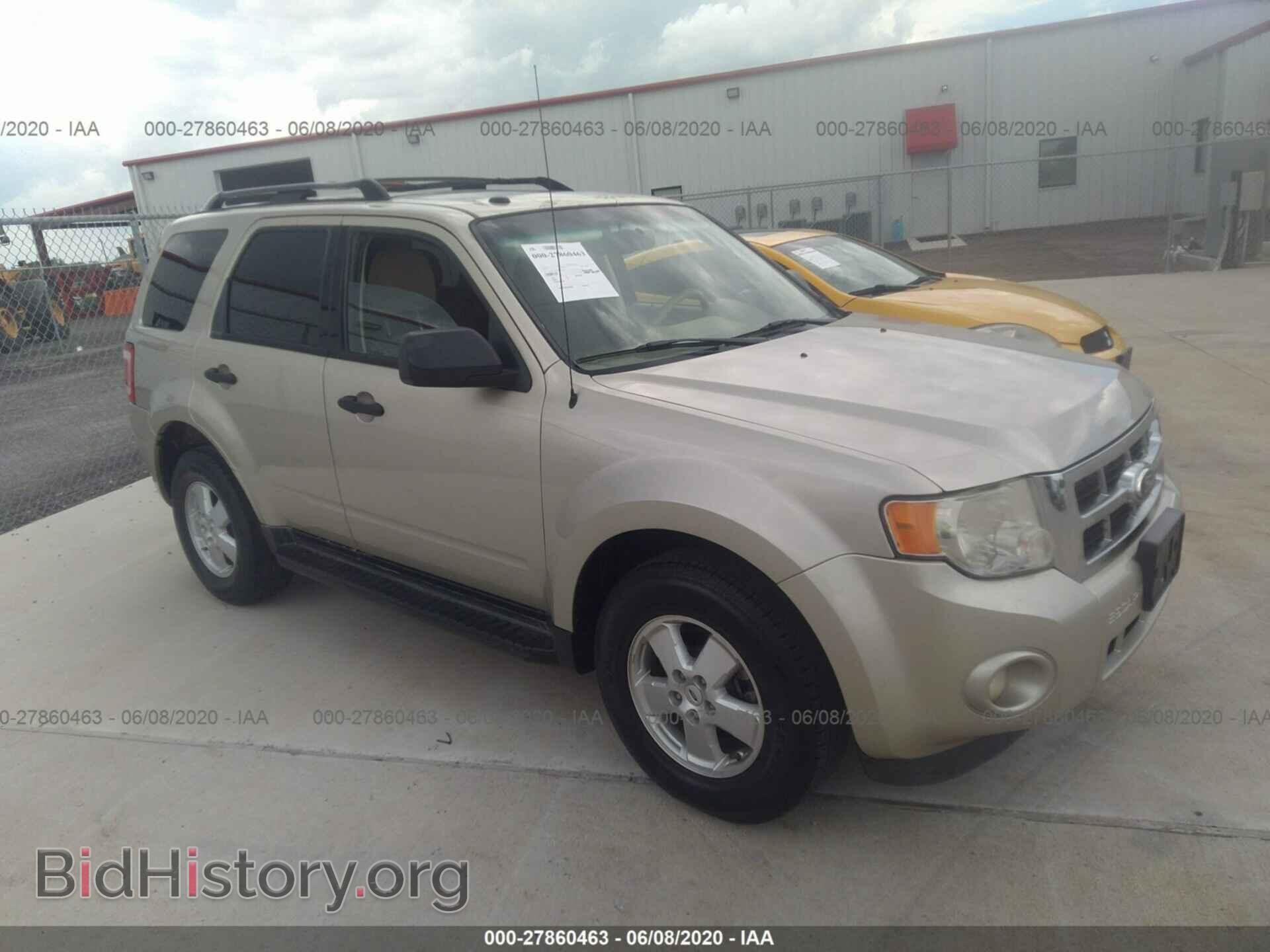 Фотография 1FMCU0DG3BKB45934 - FORD ESCAPE 2011