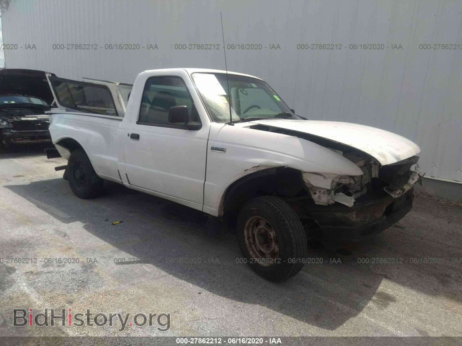 Photo 4F4YR12C4WTM04553 - MAZDA B2500 1998