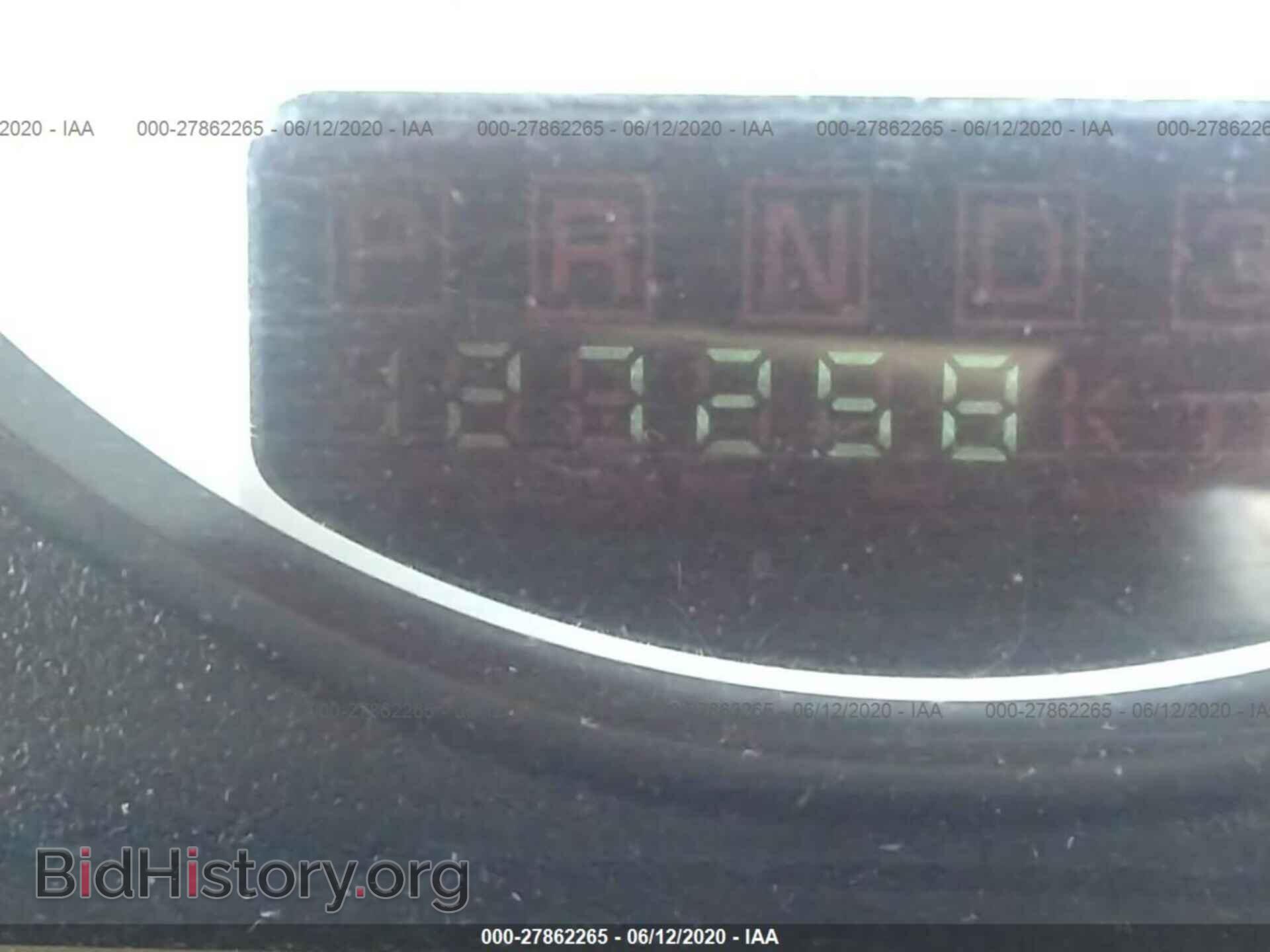 2004 CHRYSLER SEBRING - VIN: 1C3EL75R34N115928 - Фото 7