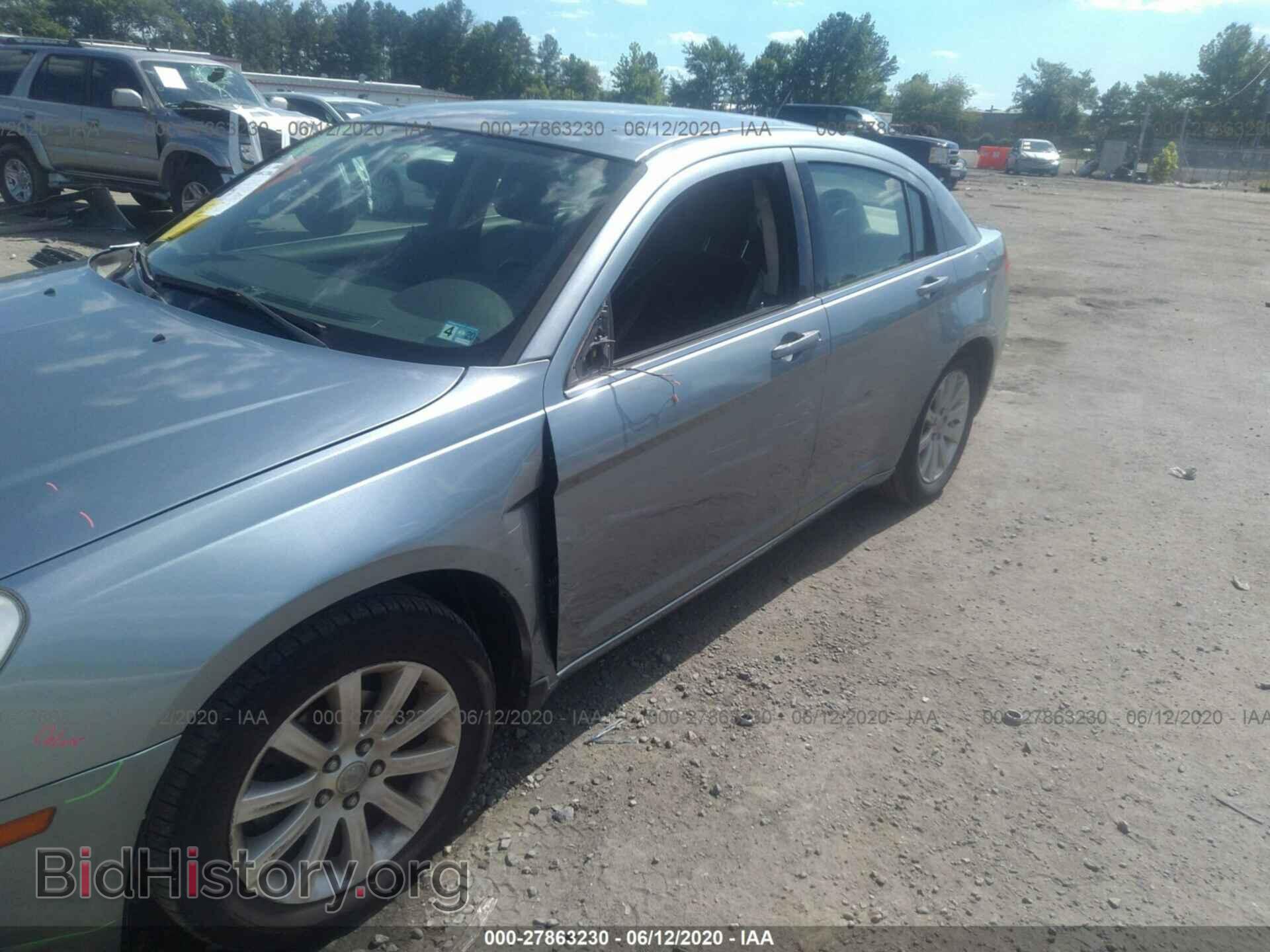 2010 CHRYSLER SEBRING - VIN: 1C3CC5FB6AN157406 - Photo 6