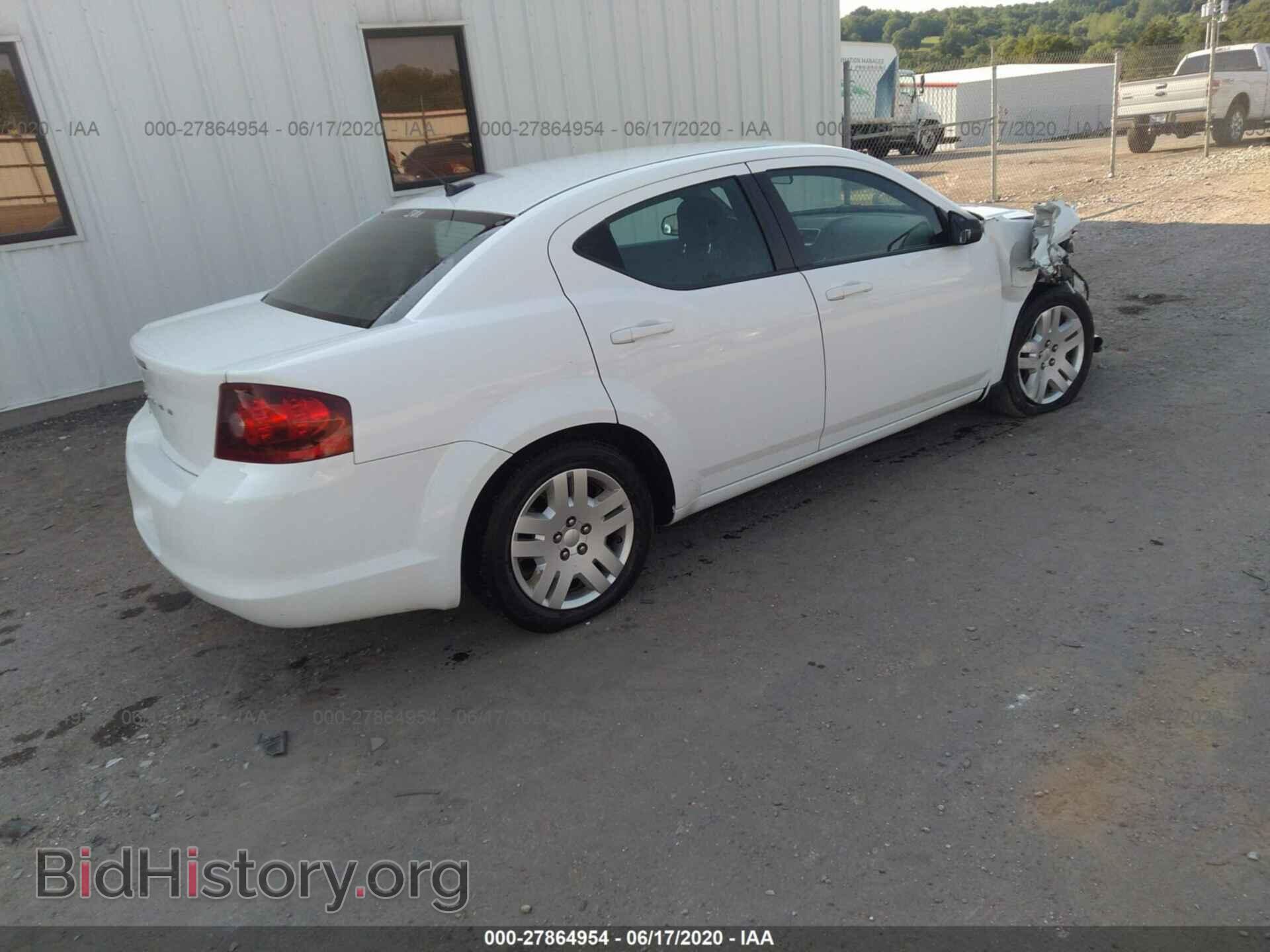 2011 DODGE AVENGER - VIN: 1B3BD4FB6BN588409 - Фото 4