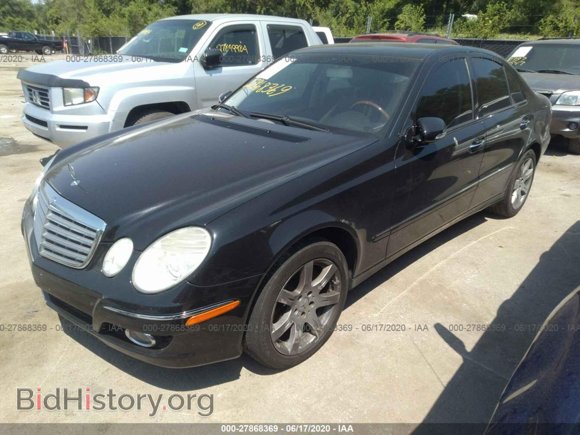 2007 MERCEDES-BENZ E-CLASS - VIN: WDBUF87XX7B130821 - Фото 2