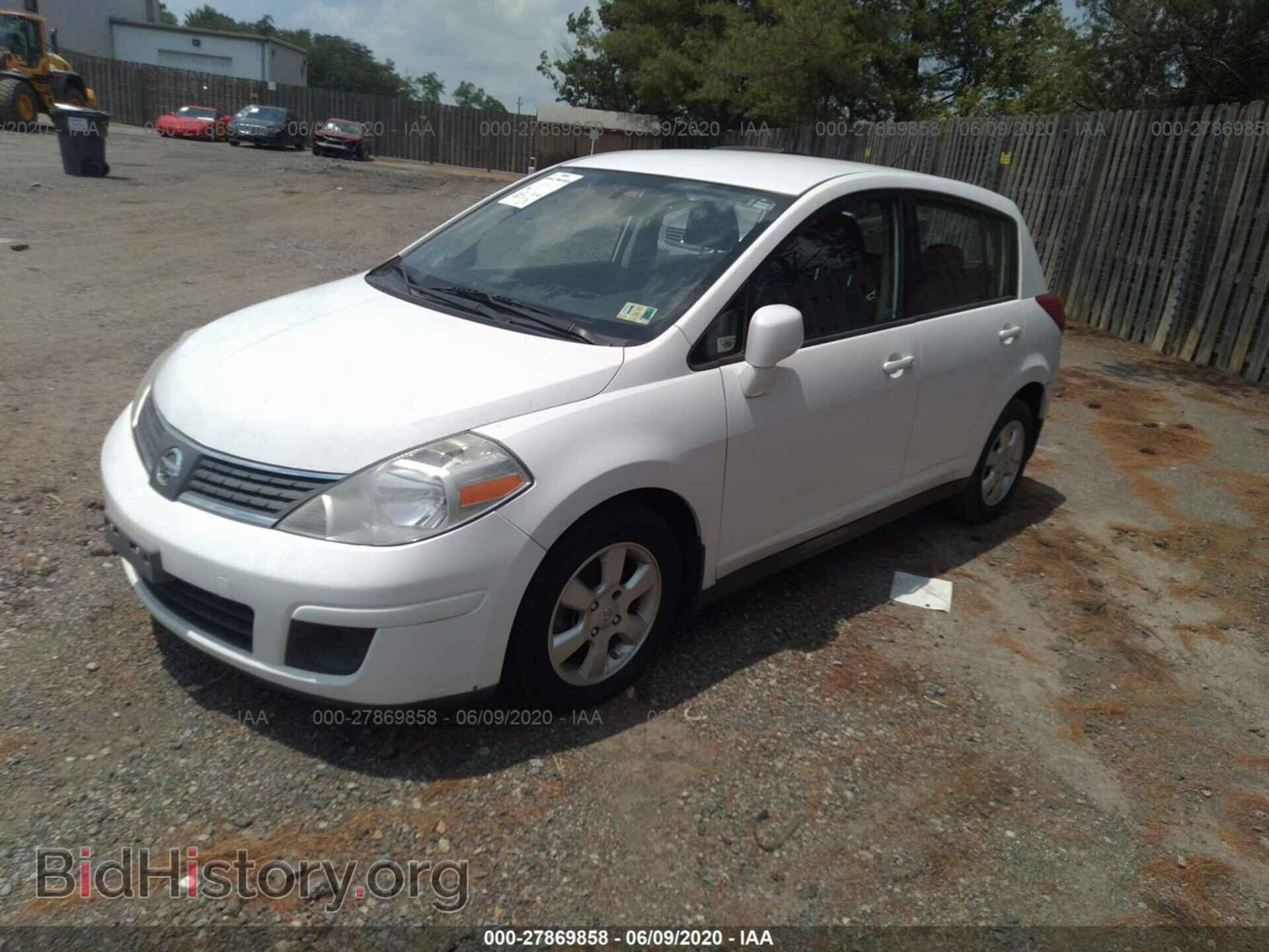 2009 Nissan Versa - VIN: 3N1BC13E49L414205 - Фото 2