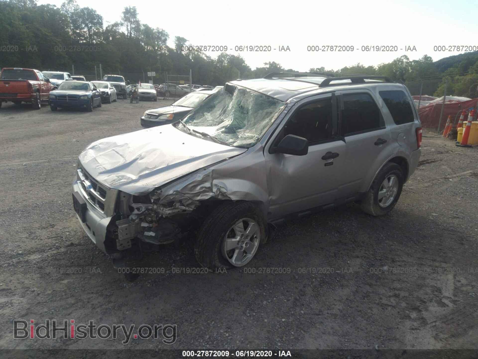 2011 FORD ESCAPE - VIN: 1FMCU9DG1BKA06292 - Фото 2