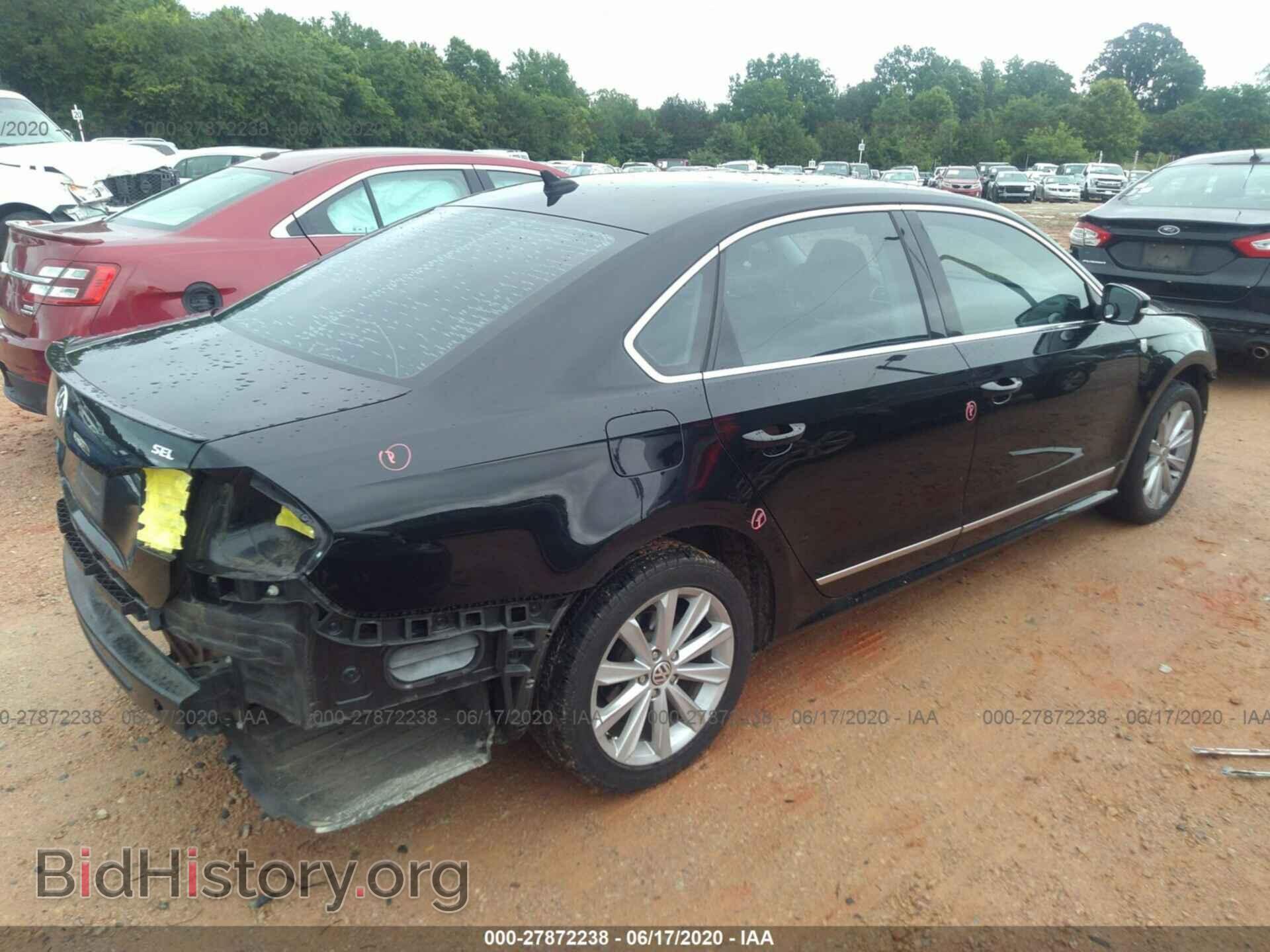 2012 VOLKSWAGEN PASSAT - VIN: 1VWCH7A3XCC075960 - Фото 4