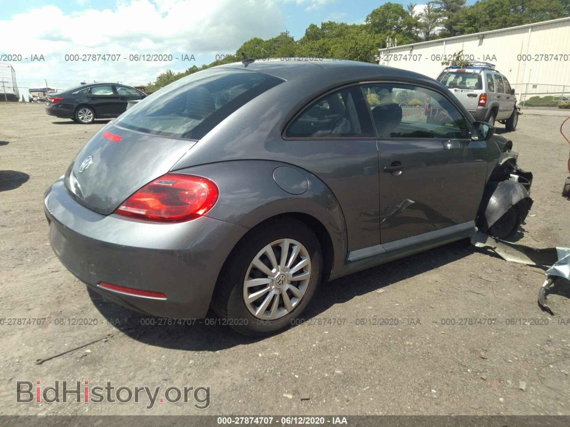 2012 VOLKSWAGEN BEETLE - VIN: 3VWAP7AT8CM663039 - Фото 4