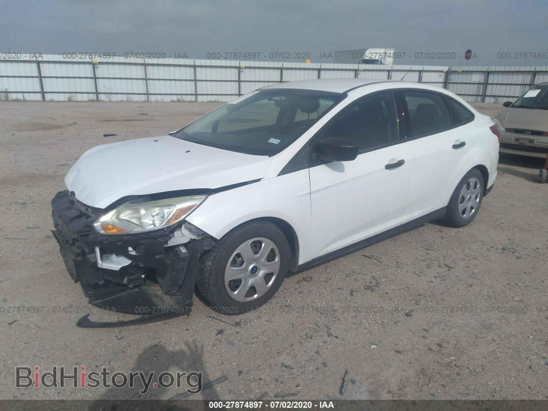 2014 FORD FOCUS - VIN: 1FADP3E28EL256052 - Photo 2
