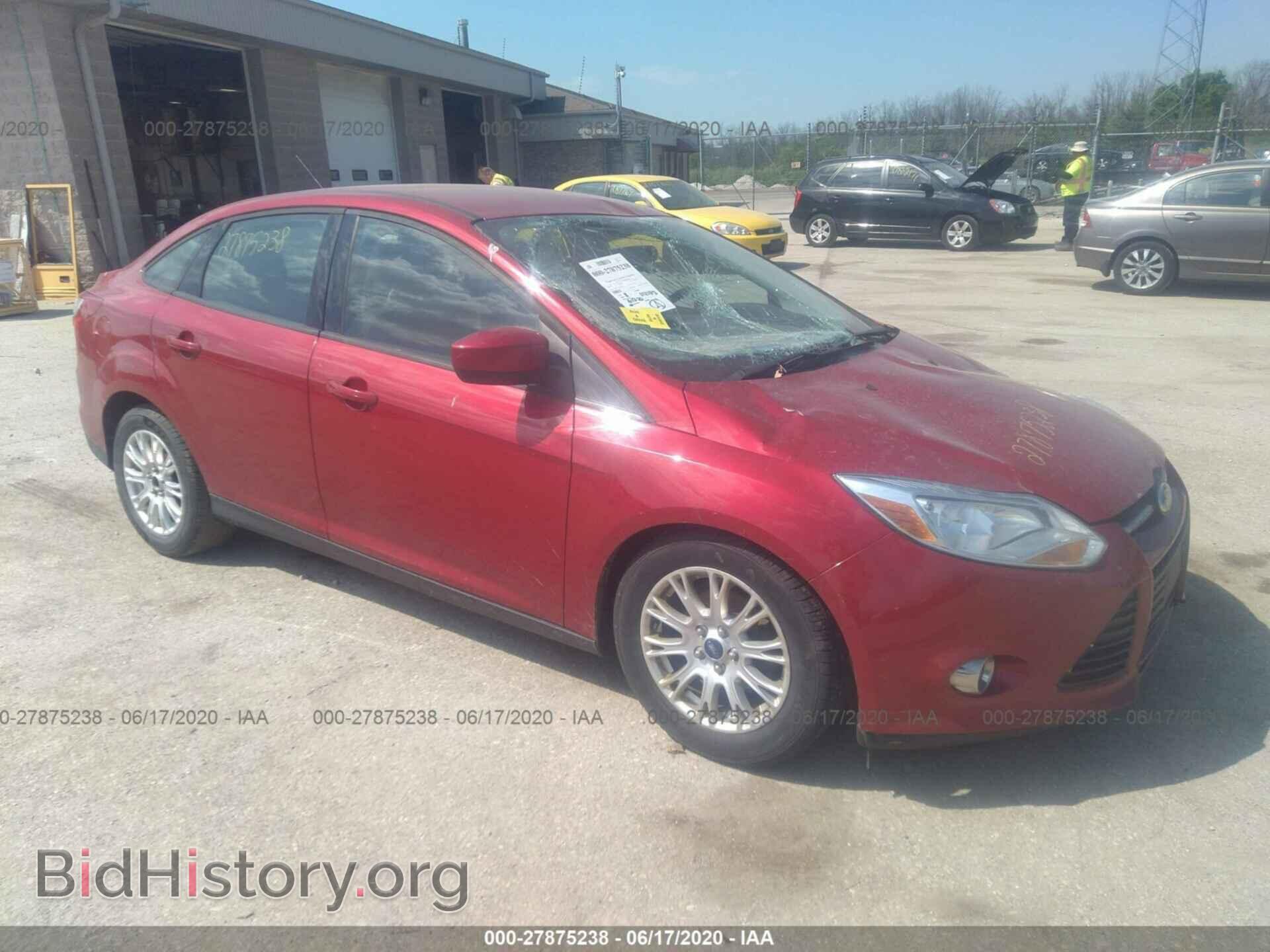 Photo 1FAHP3F22CL268470 - FORD FOCUS 2012
