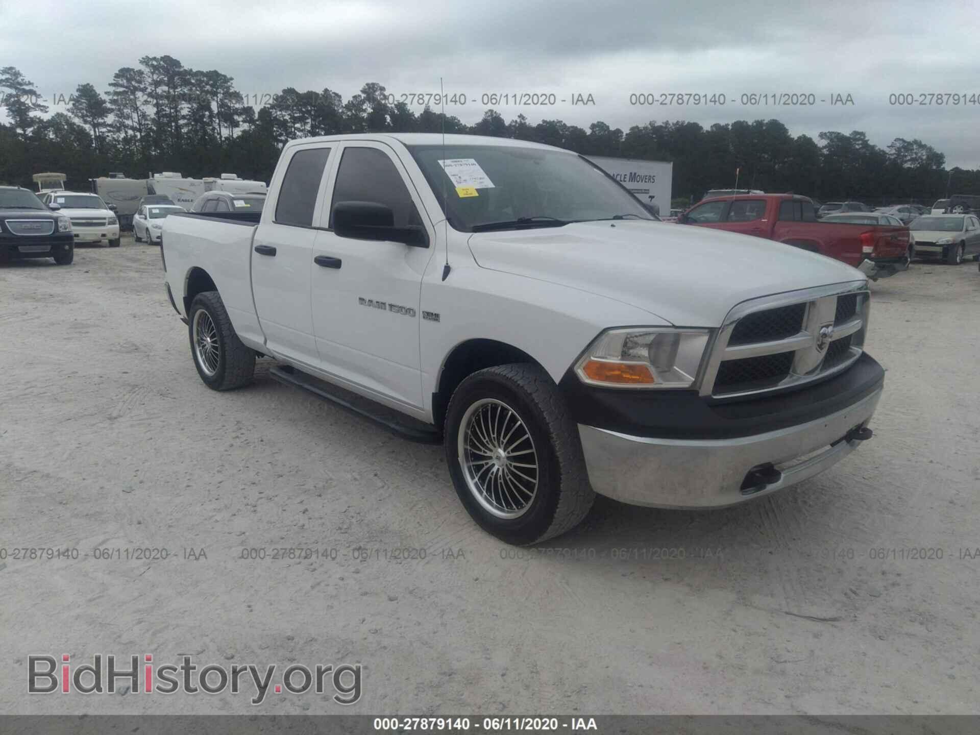 Photo  - DODGE RAM 1500 2011