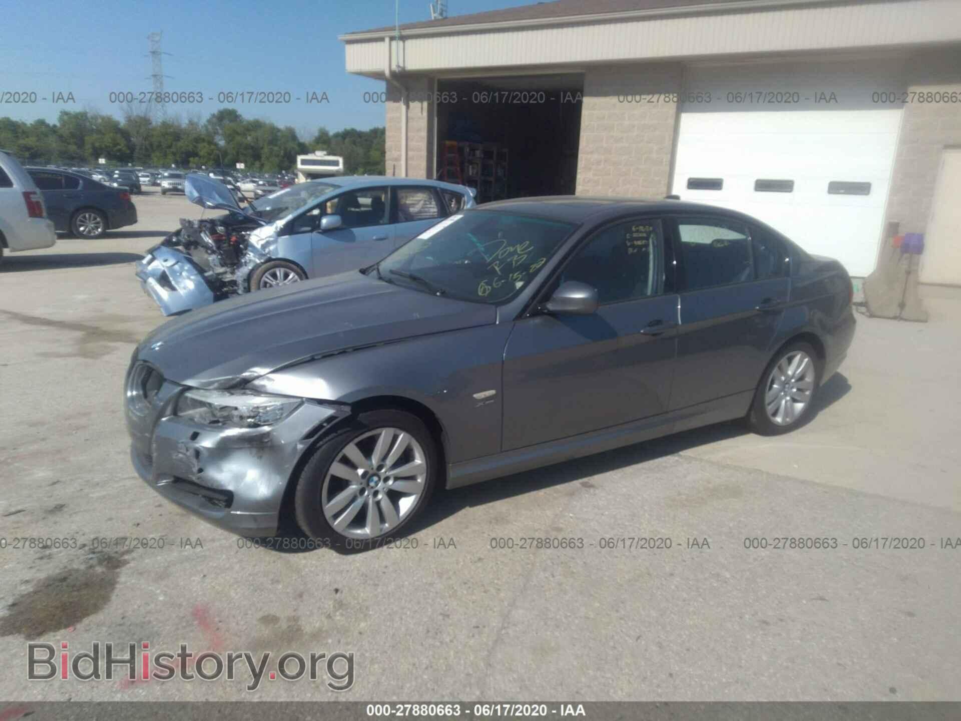 2011 BMW 335 - VIN: WBAPL5C59BA918687 - Фото 2