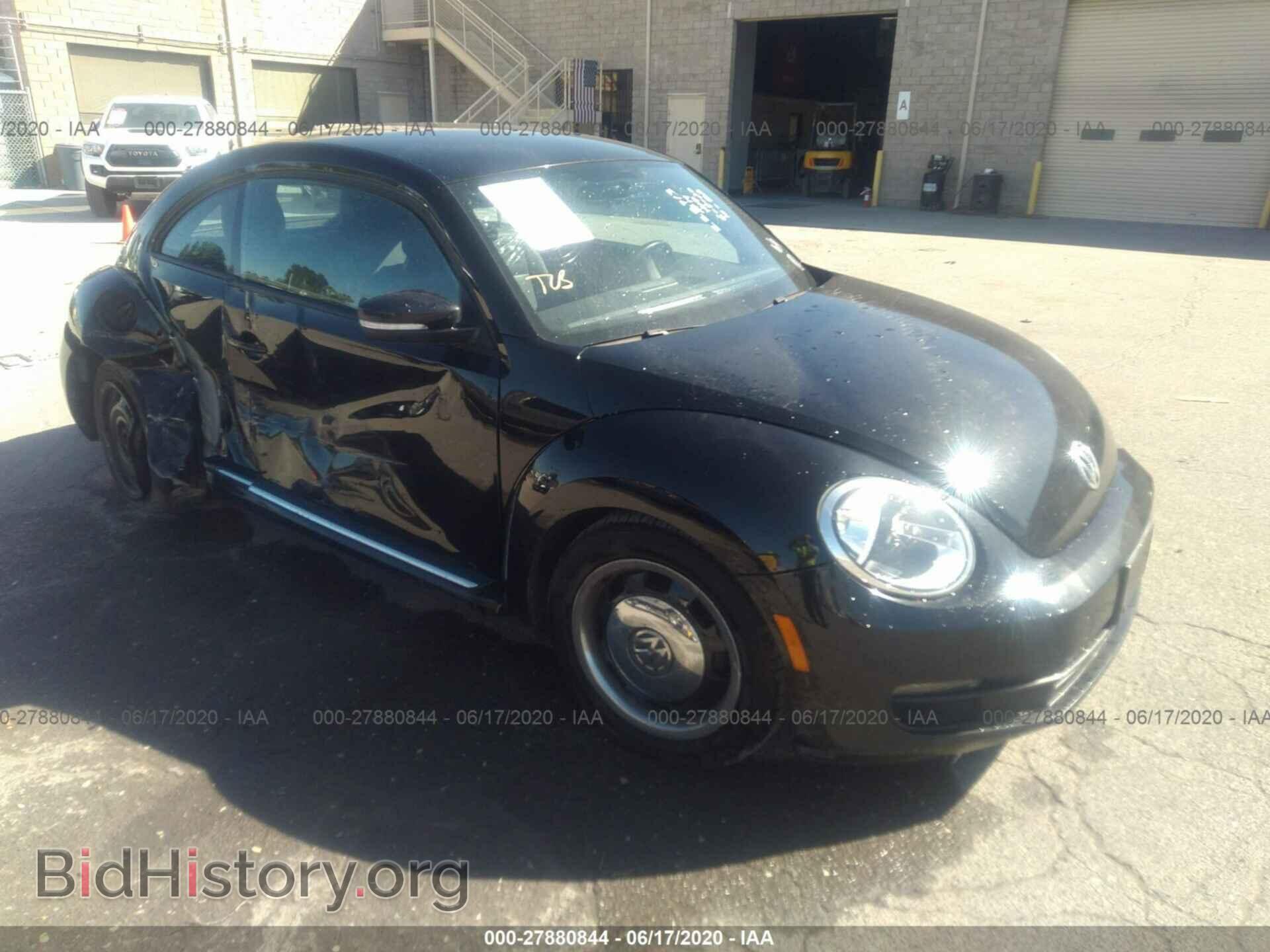 Photo 3VWJP7AT4DM646515 - VOLKSWAGEN BEETLE 2013