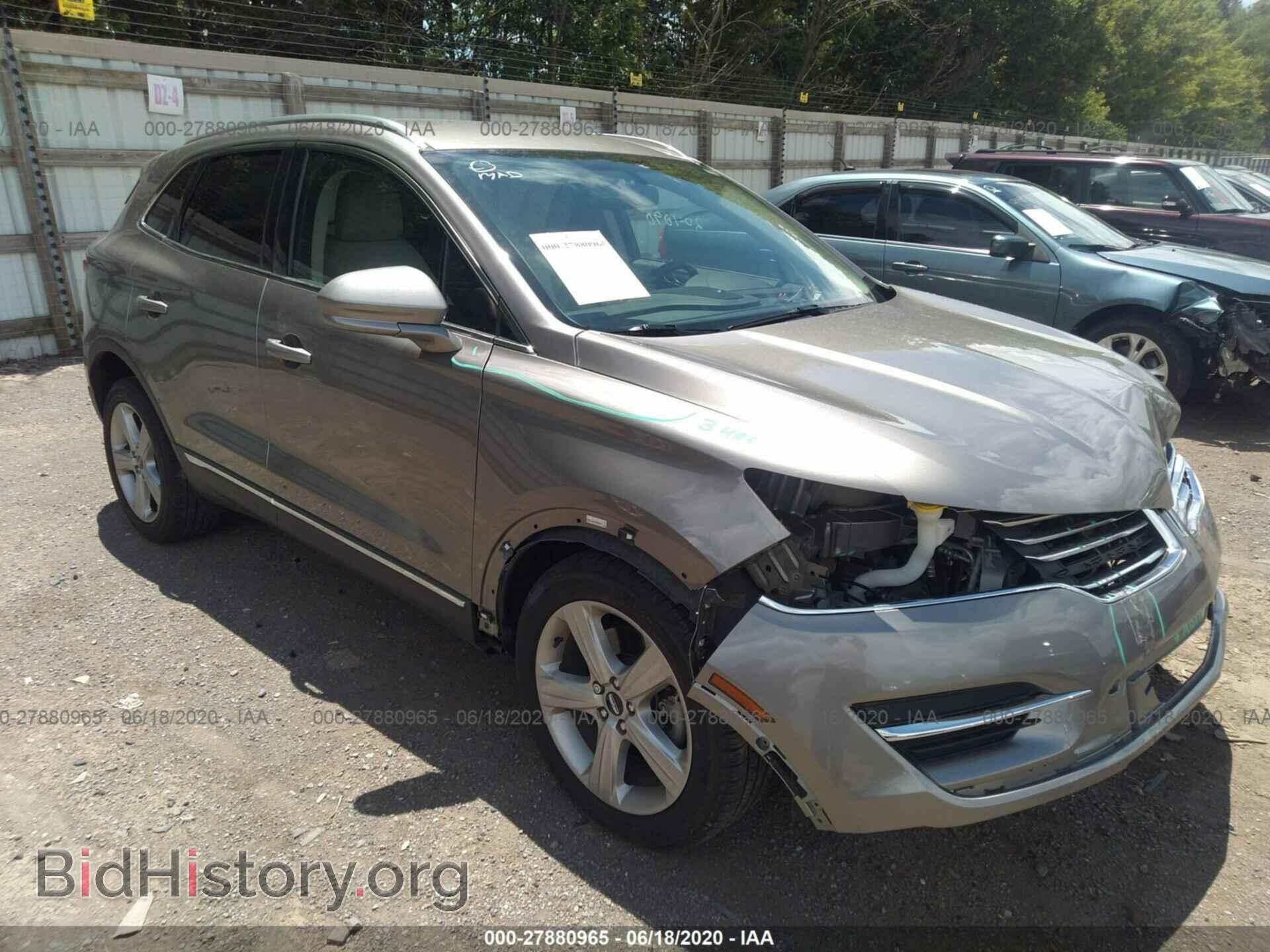 Фотография 5LMCJ1C91HUL34609 - LINCOLN MKC 2017