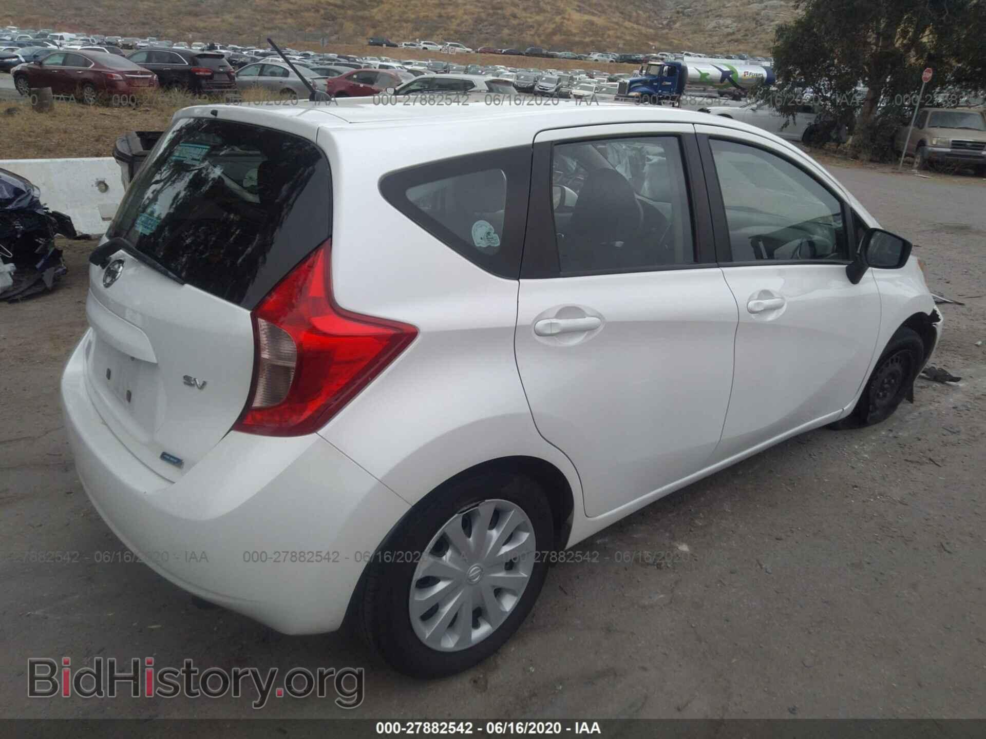 2015 Nissan Versa Note - VIN: 3N1CE2CP5FL365890 - Photo 4