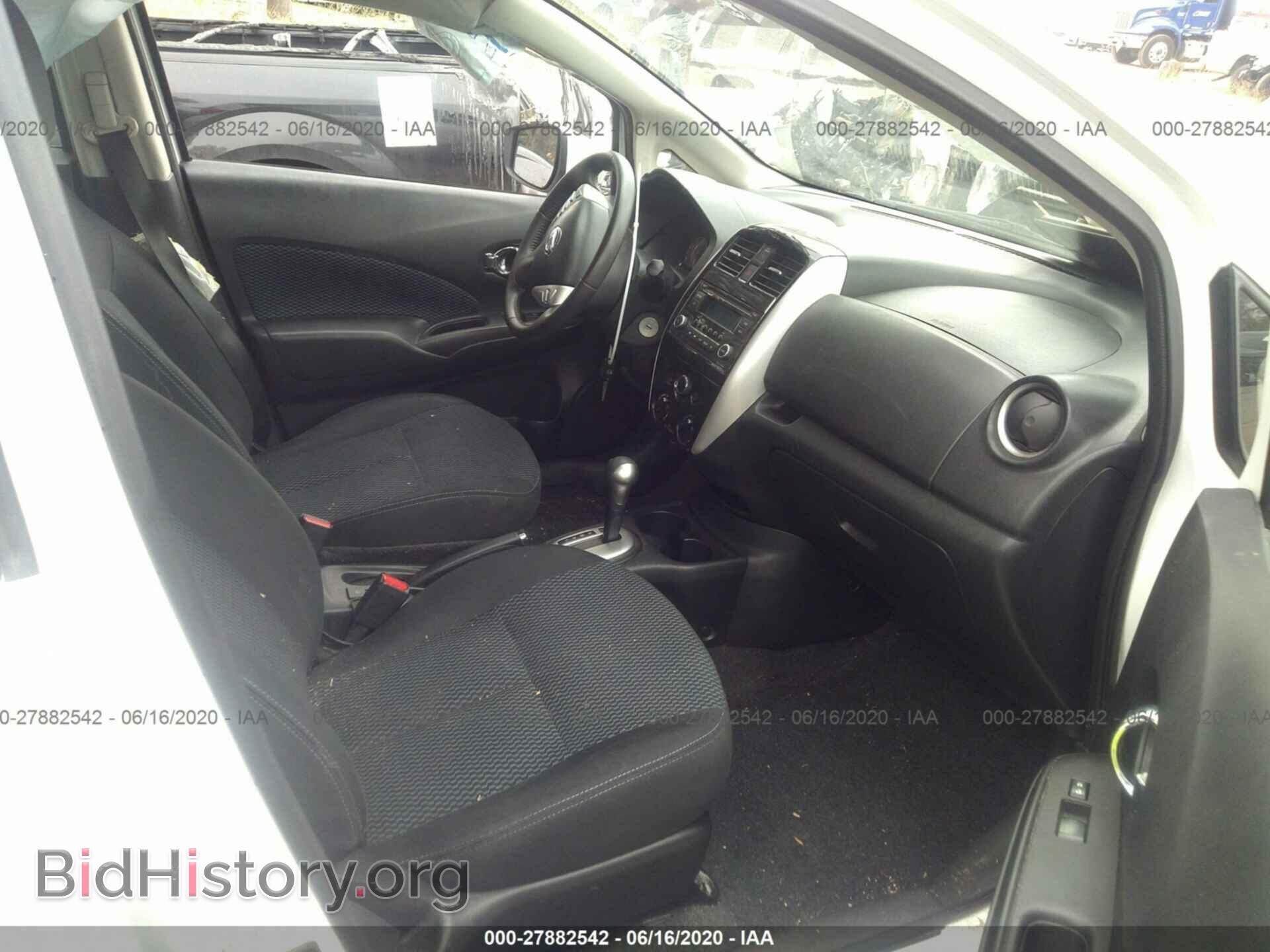 2015 Nissan Versa Note - VIN: 3N1CE2CP5FL365890 - Photo 5