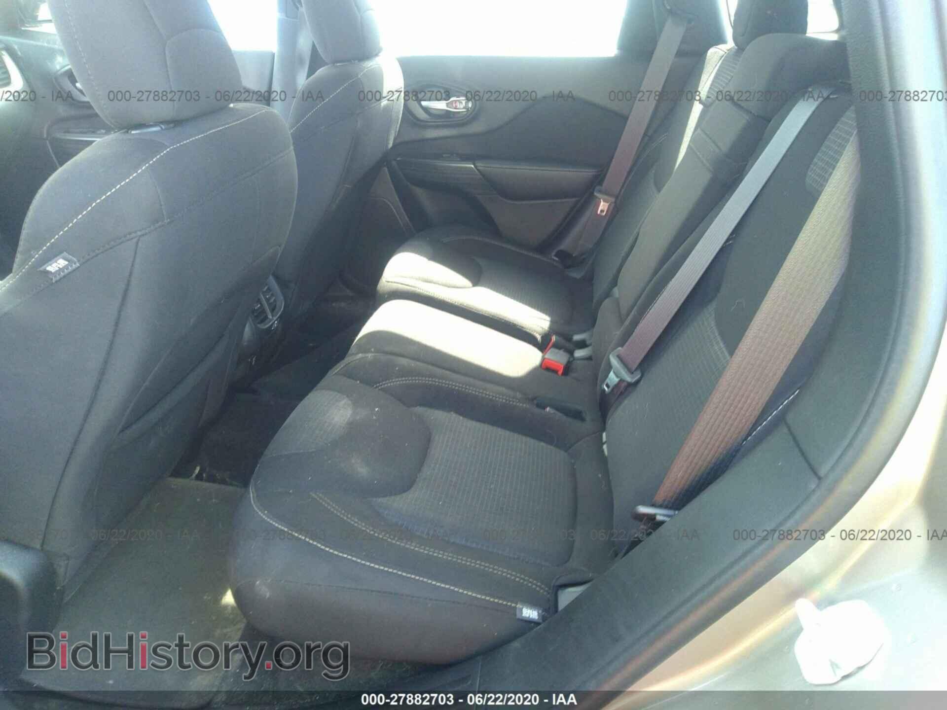 2016 JEEP CHEROKEE - VIN: 1C4PJMCS4GW280335 - Photo 8