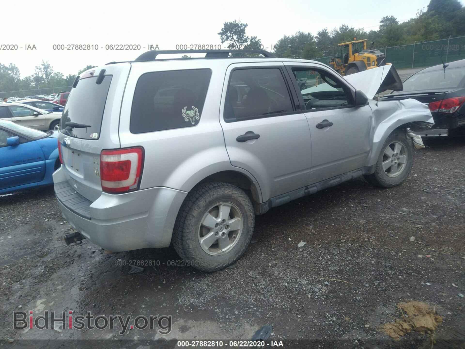 2011 FORD ESCAPE - VIN: 1FMCU9D72BKB34122 - Фото 4