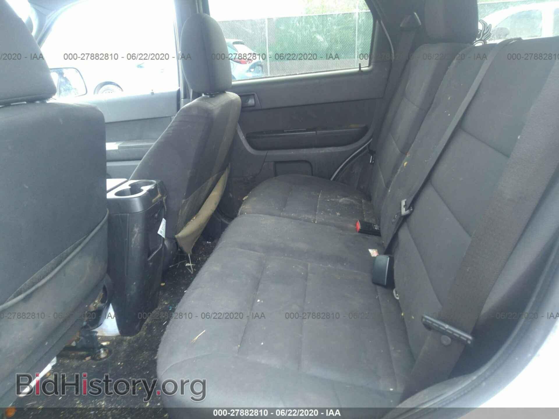 2011 FORD ESCAPE - VIN: 1FMCU9D72BKB34122 - Фото 8