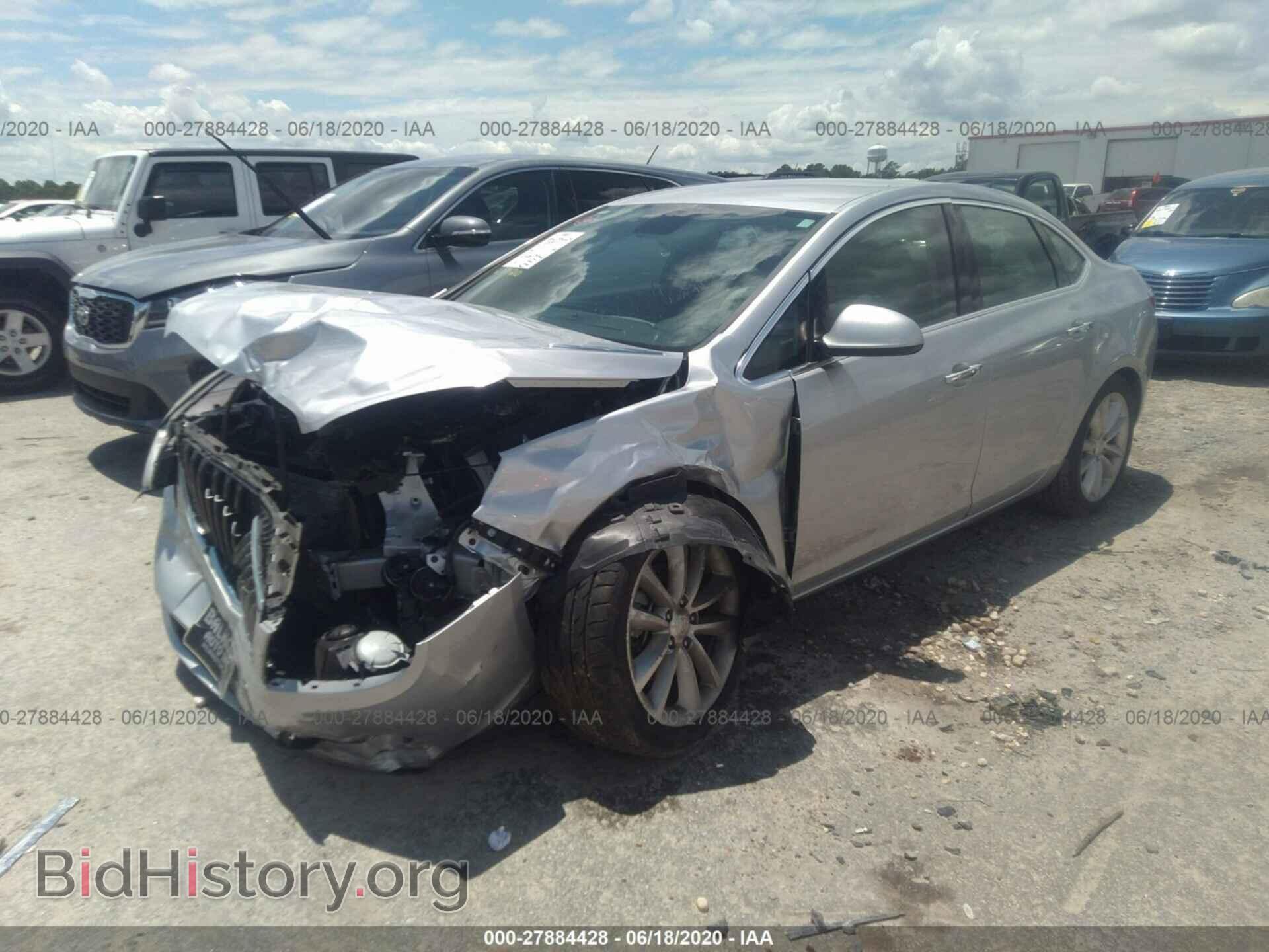 2014 BUICK VERANO - VIN: 1G4PP5SK8E4102258 - Фото 2