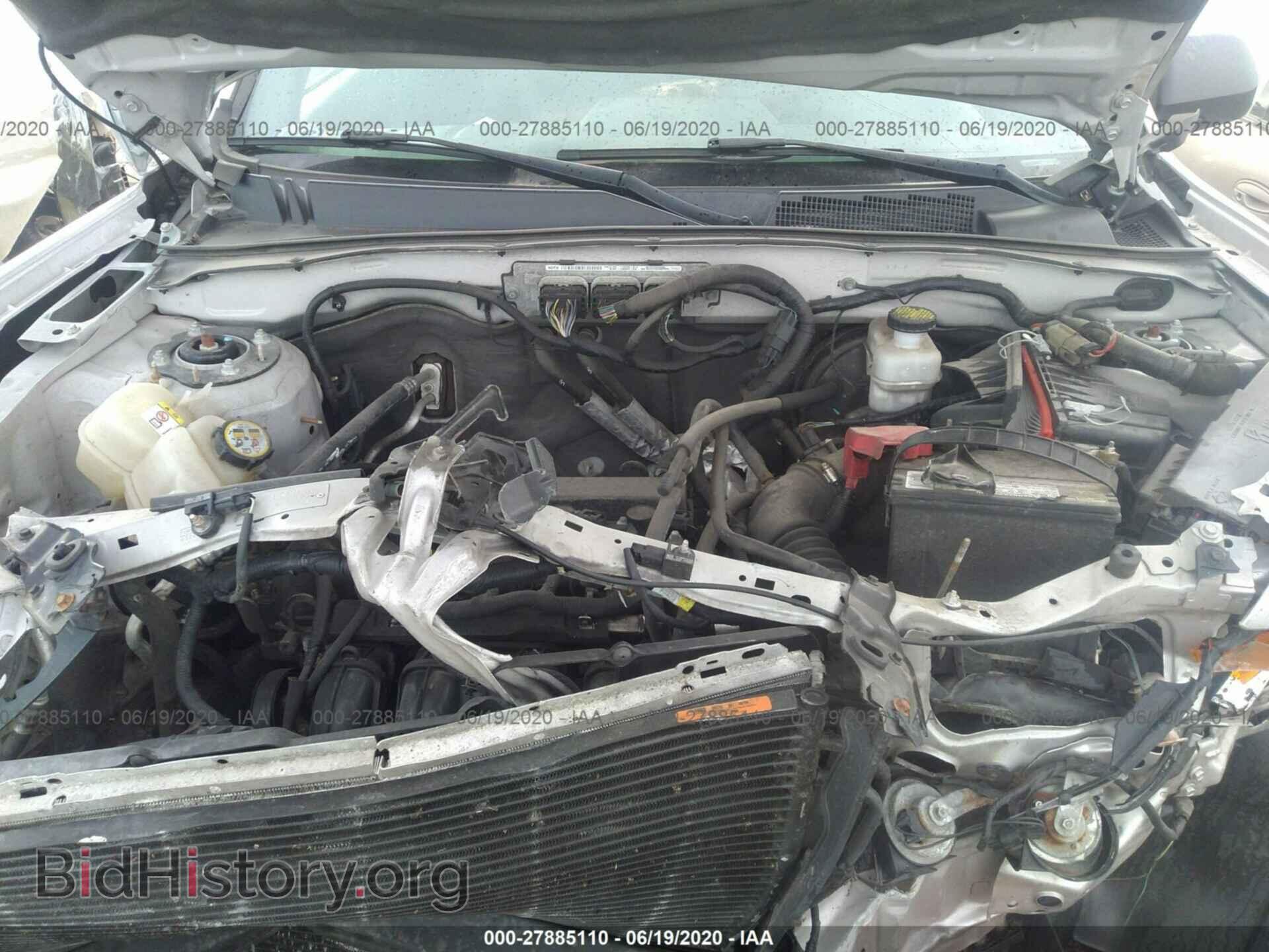 2011 FORD ESCAPE - VIN: 1FMCU0D76BKA42703 - Фото 10