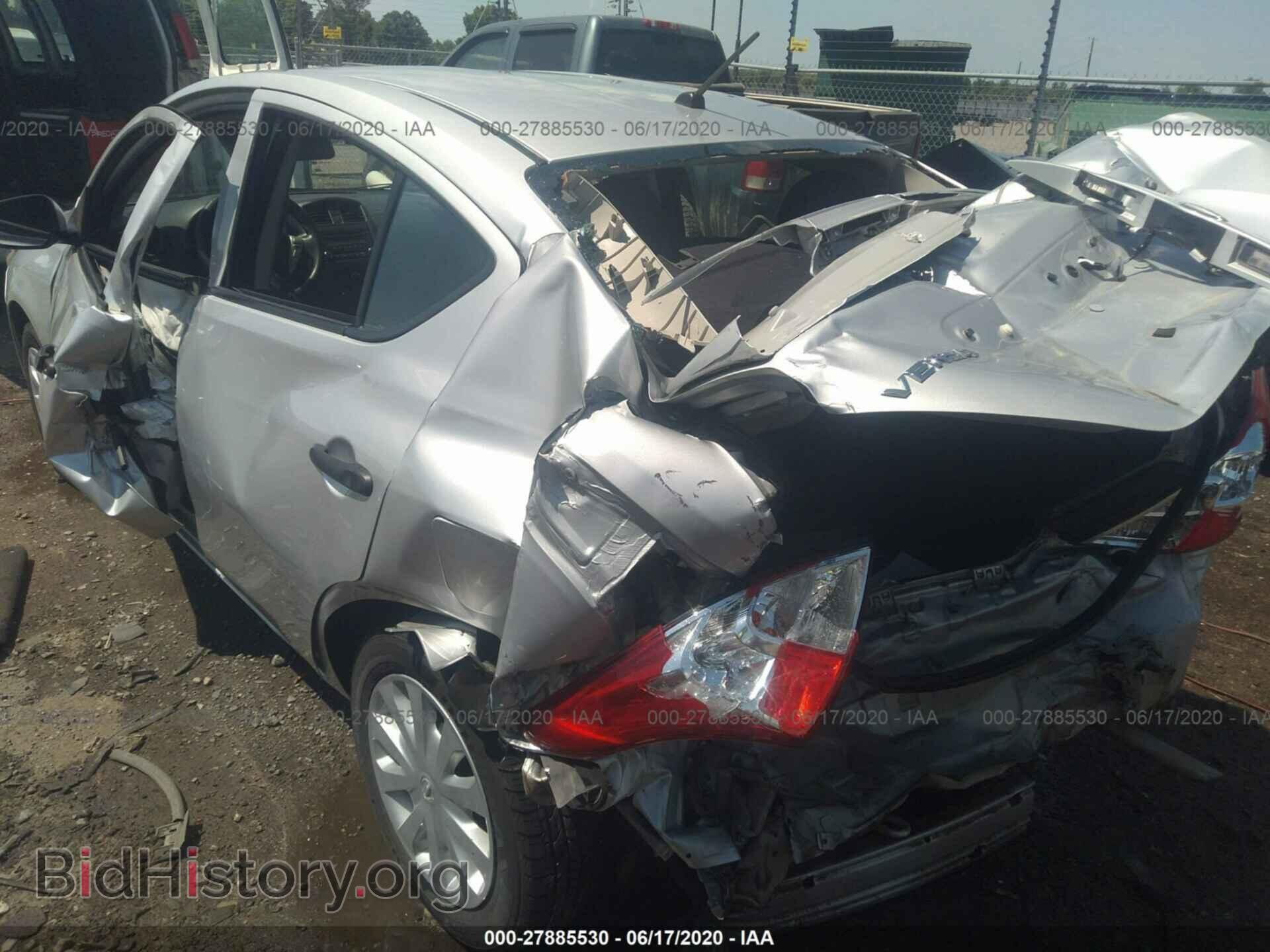 2017 NISSAN VERSA - VIN: 3N1CN7AP3HL889607 - Фото 3