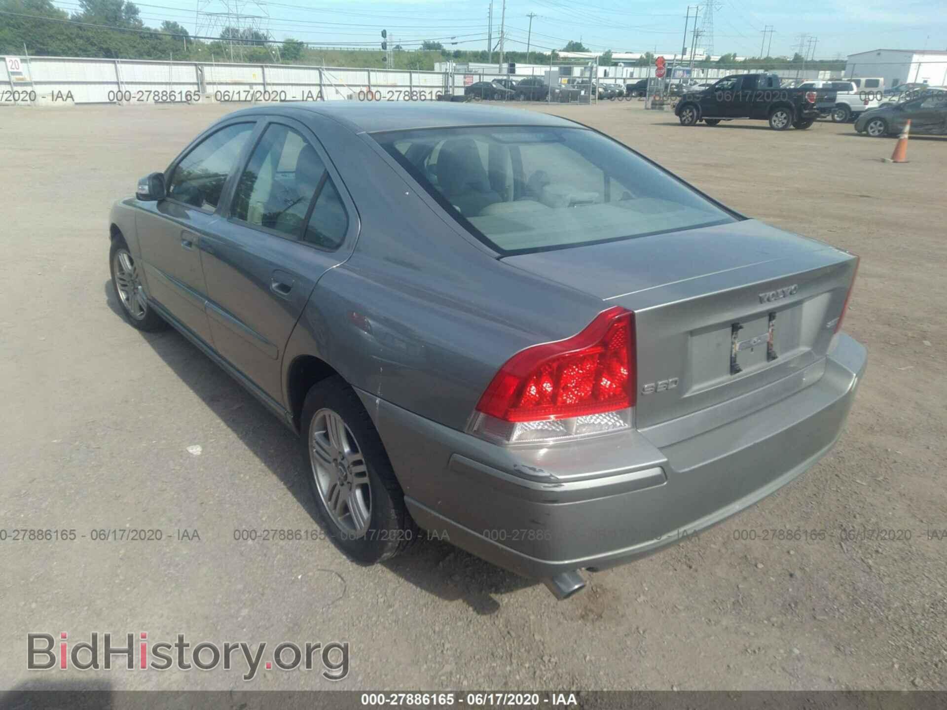 2007 VOLVO S60 - VIN: YV1RS592972643720 - Фото 3