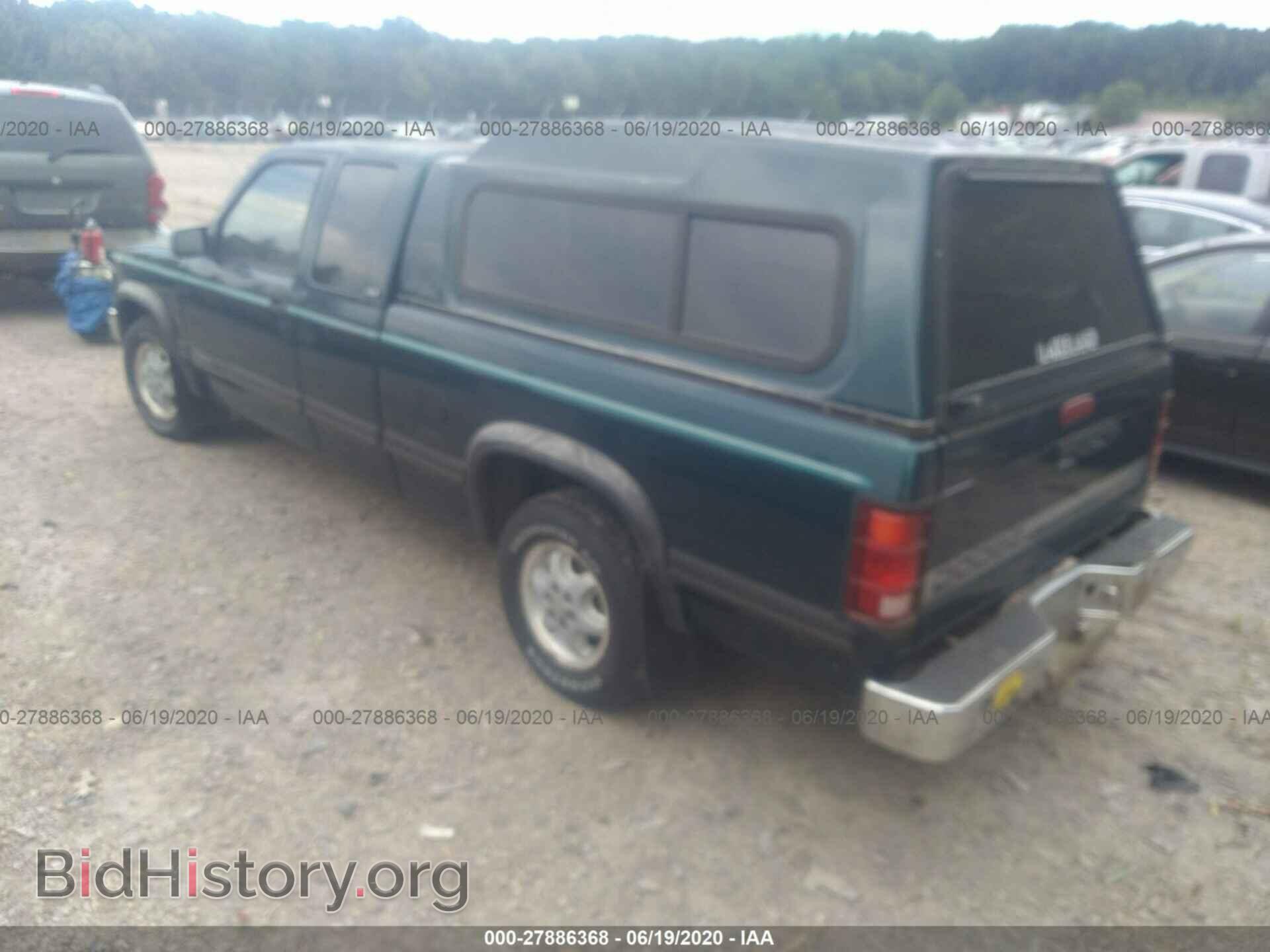 1995 DODGE DAKOTA - VIN: 1B7GL23X7SS312155 - Фото 3