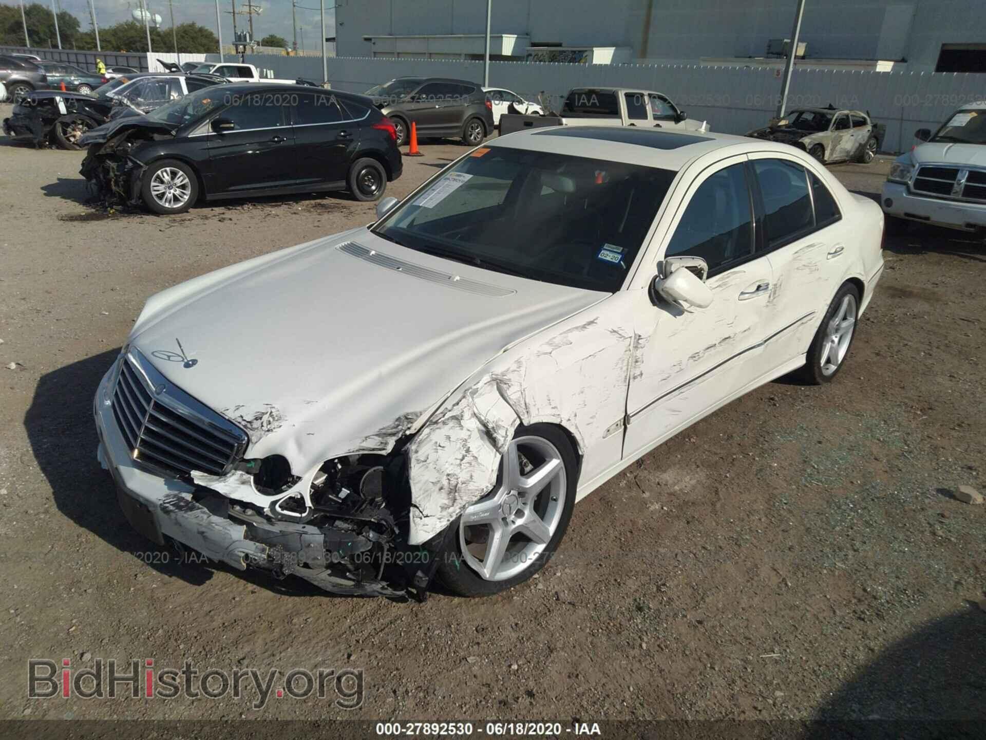 2009 MERCEDES-BENZ E-CLASS - VIN: WDBUF56X19B370102 - Фото 2