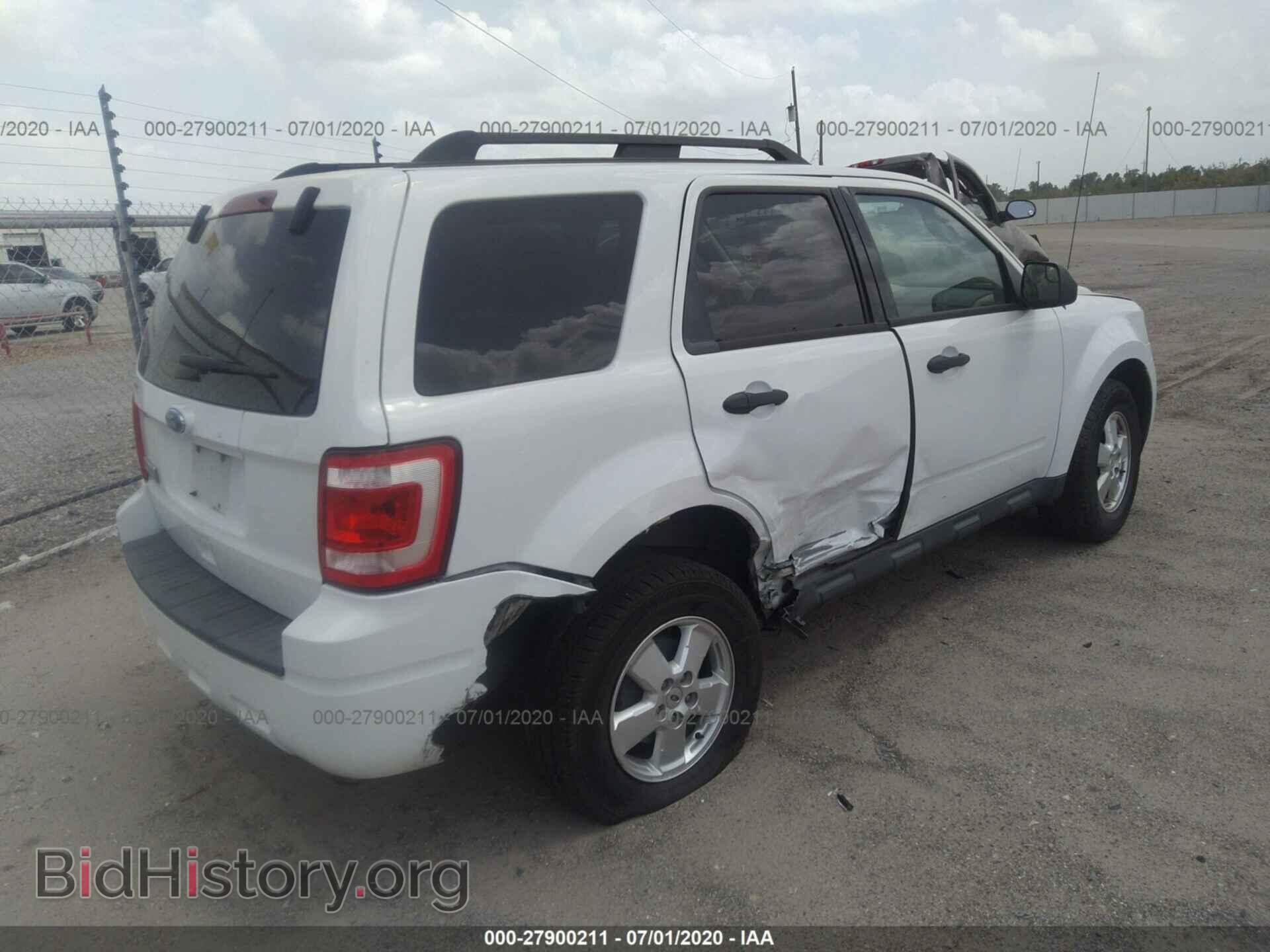 2011 FORD ESCAPE - VIN: 1FMCU9D75BKB26029 - Photo 4