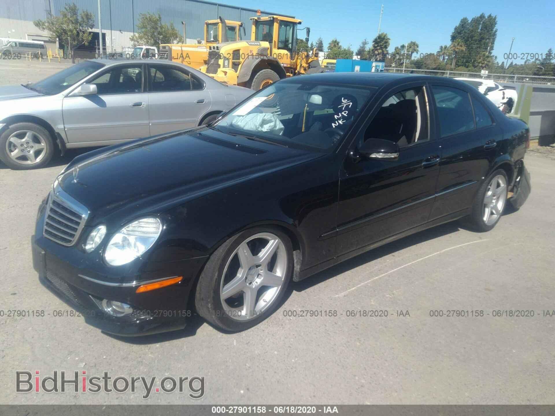 2009 MERCEDES-BENZ E-CLASS - VIN: WDBUF56X69B438300 - Фото 2