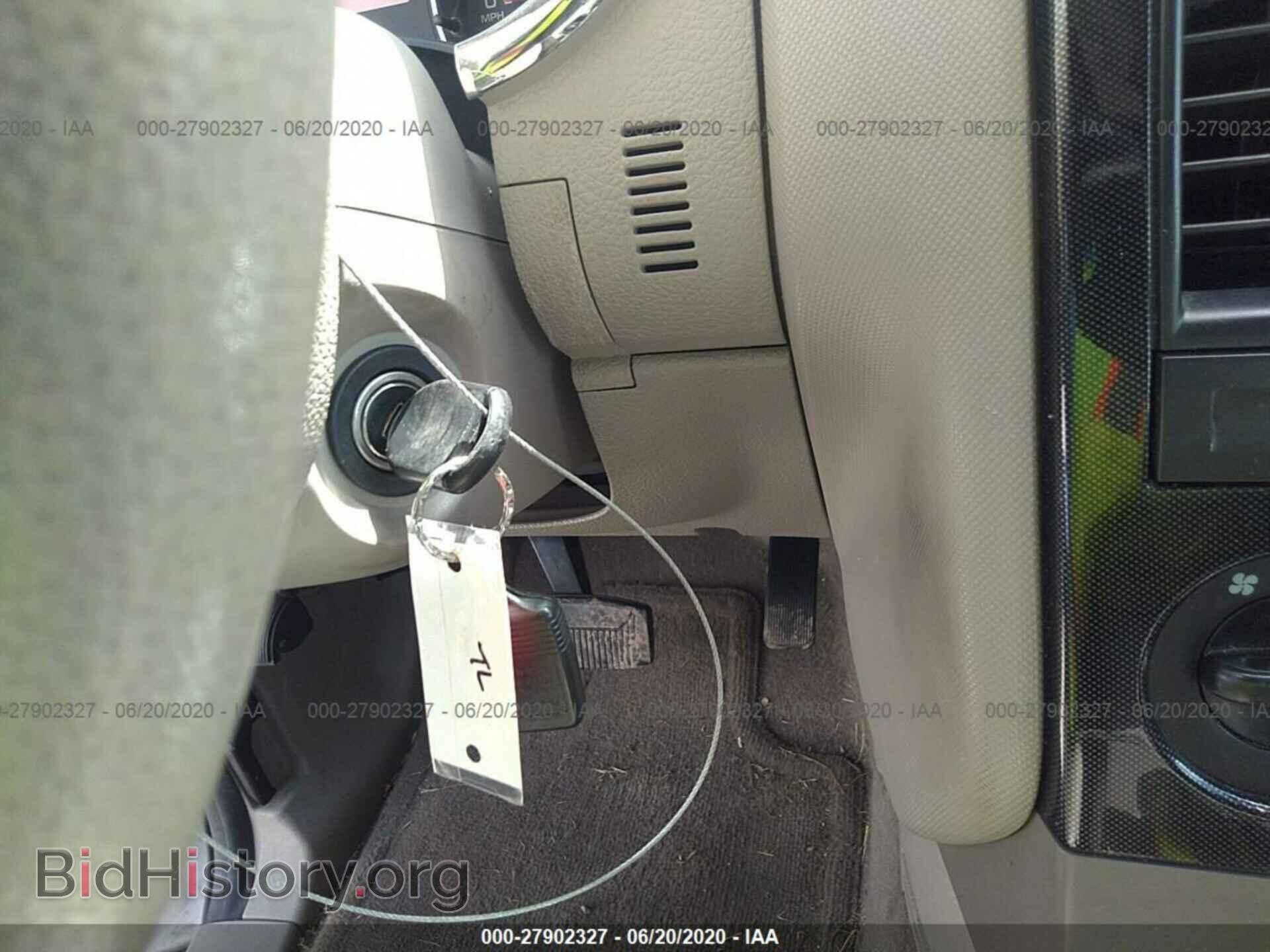 2006 FORD EXPLORER - VIN: 1FMEU63E46ZA02225 - Фото 11
