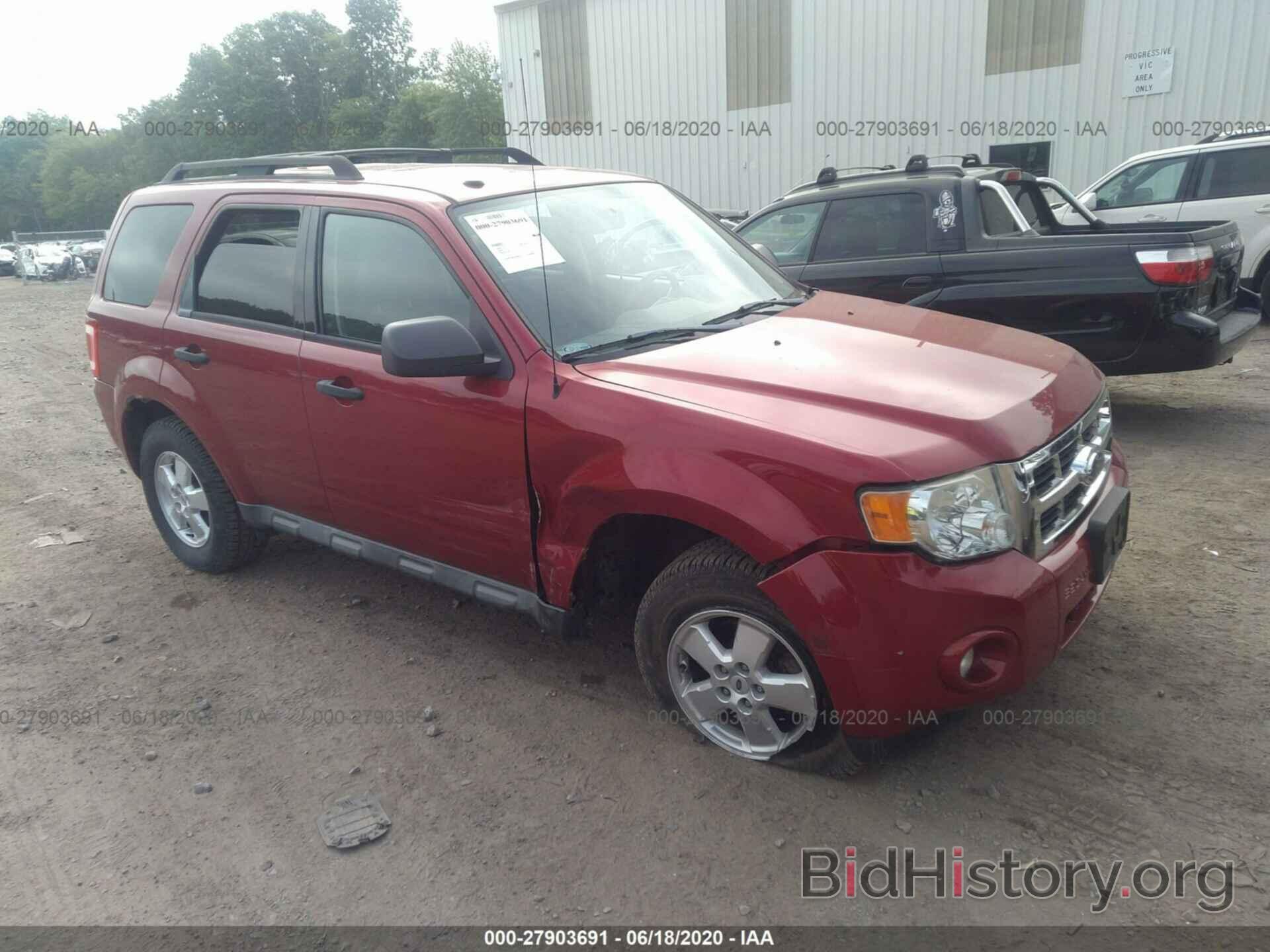 Photo 1FMCU93G99KB95172 - FORD ESCAPE 2009