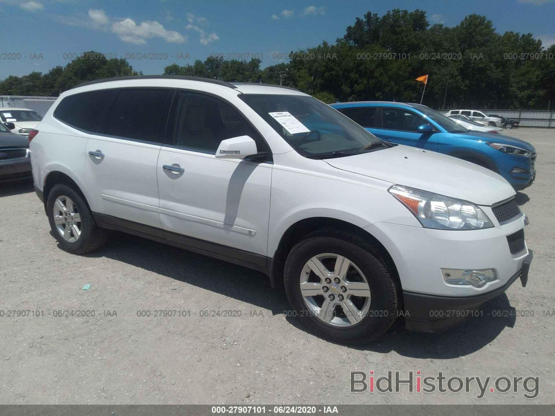 Photo 1GNLRGED5AS117352 - CHEVROLET TRAVERSE 2010