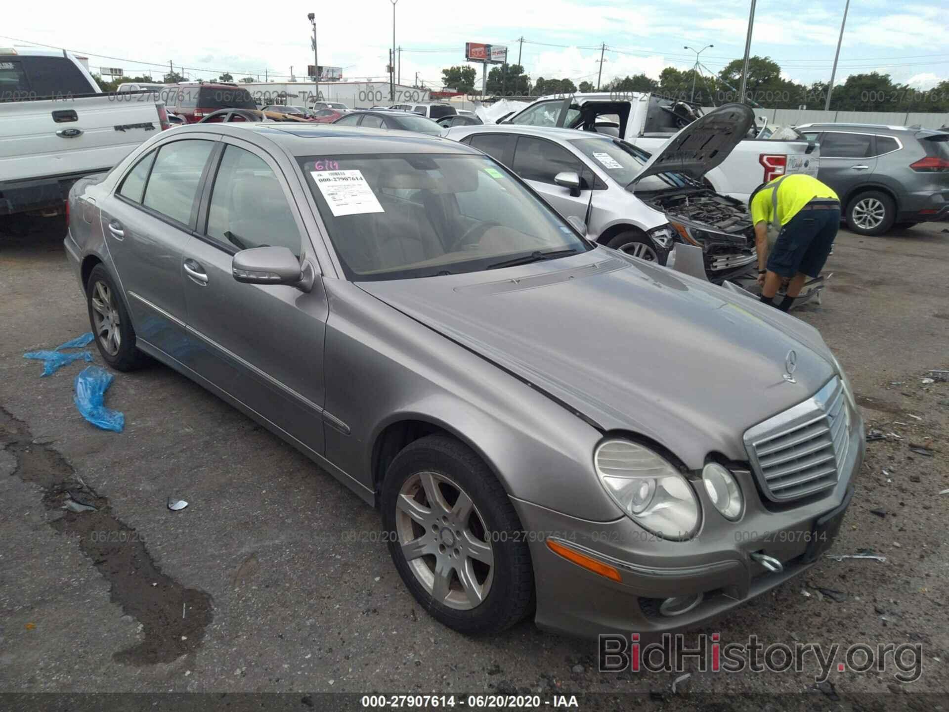 Photo WDBUF22X48B230306 - MERCEDES-BENZ E-CLASS 2008