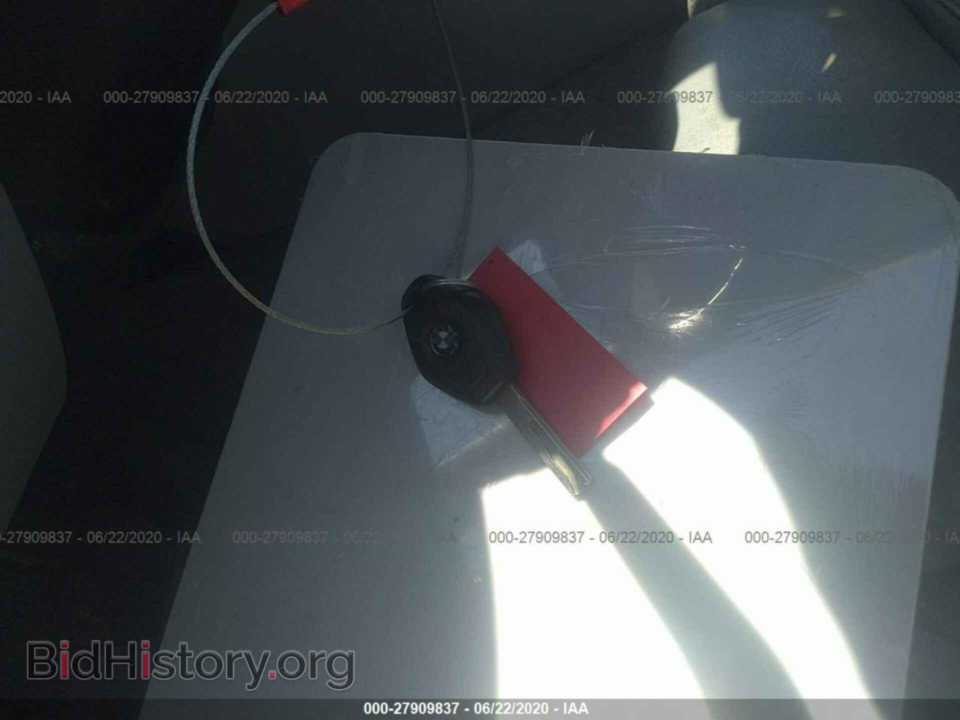 2003 BMW 330 - VIN: WBAEV53473KM32321 - Photo 11