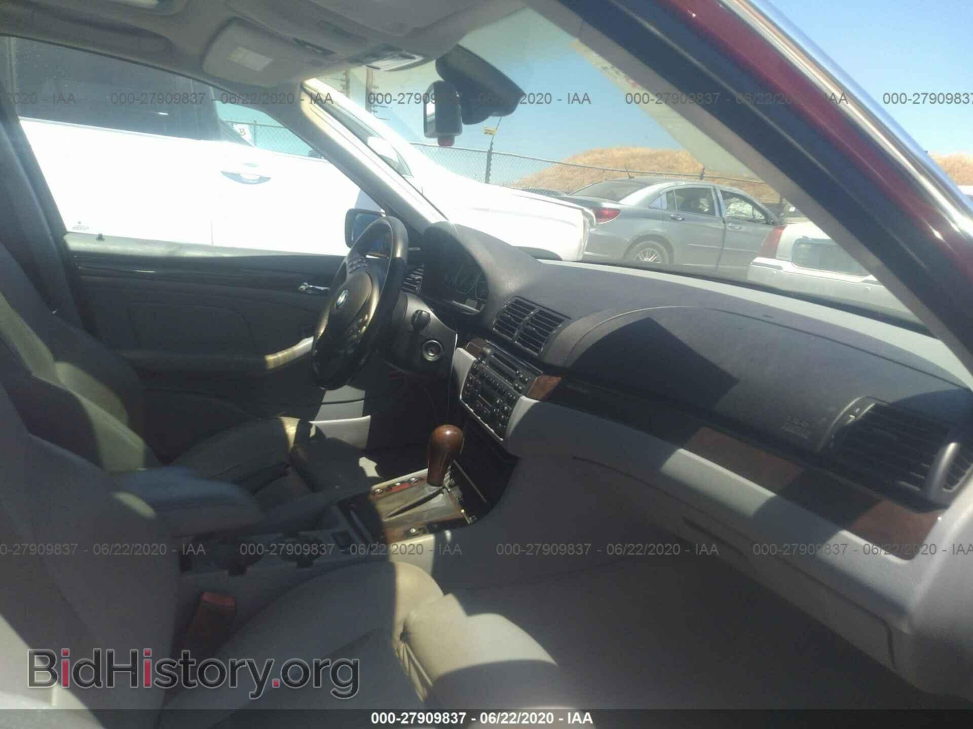 2003 BMW 330 - VIN: WBAEV53473KM32321 - Photo 5