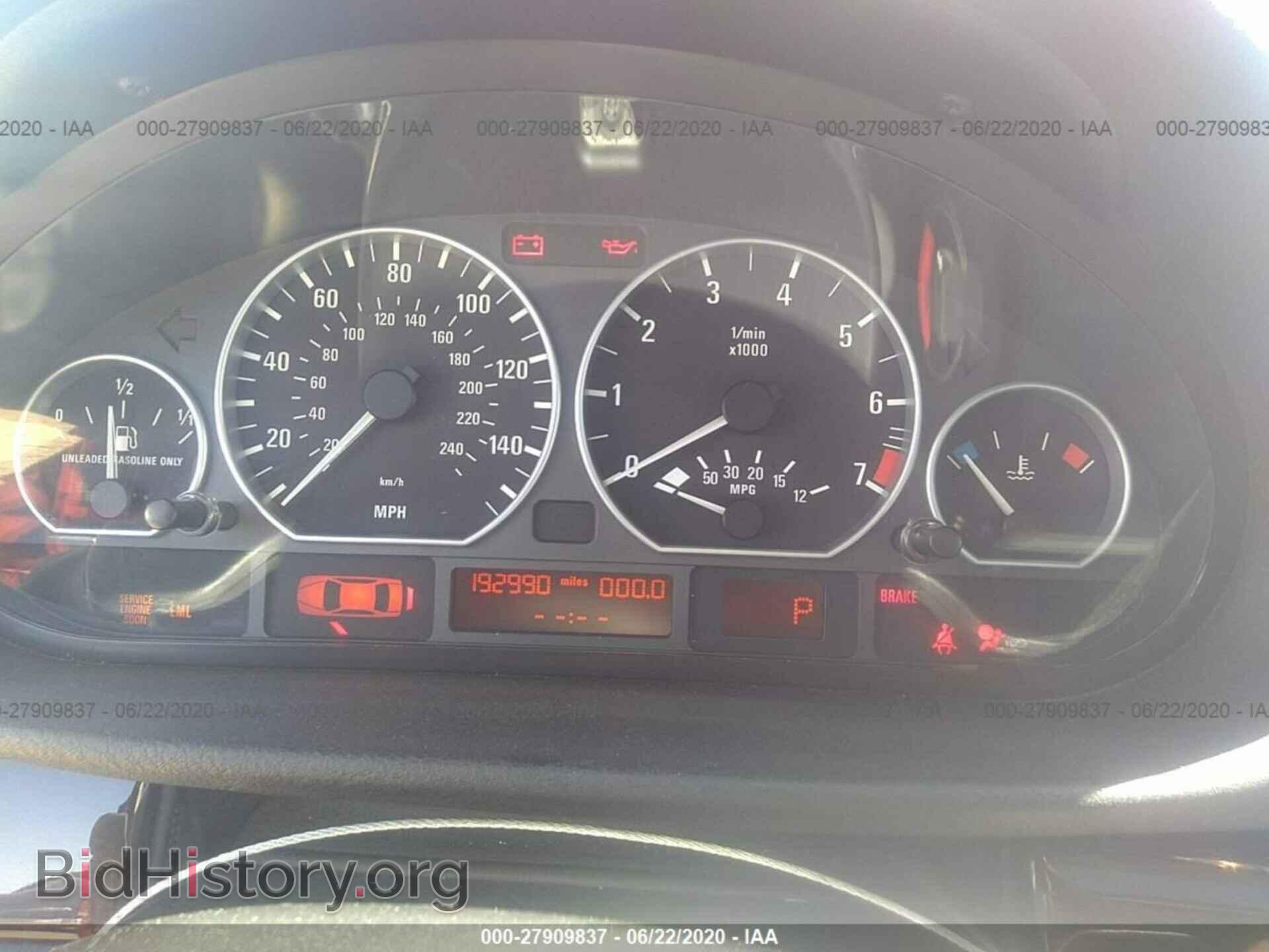 2003 BMW 330 - VIN: WBAEV53473KM32321 - Photo 7