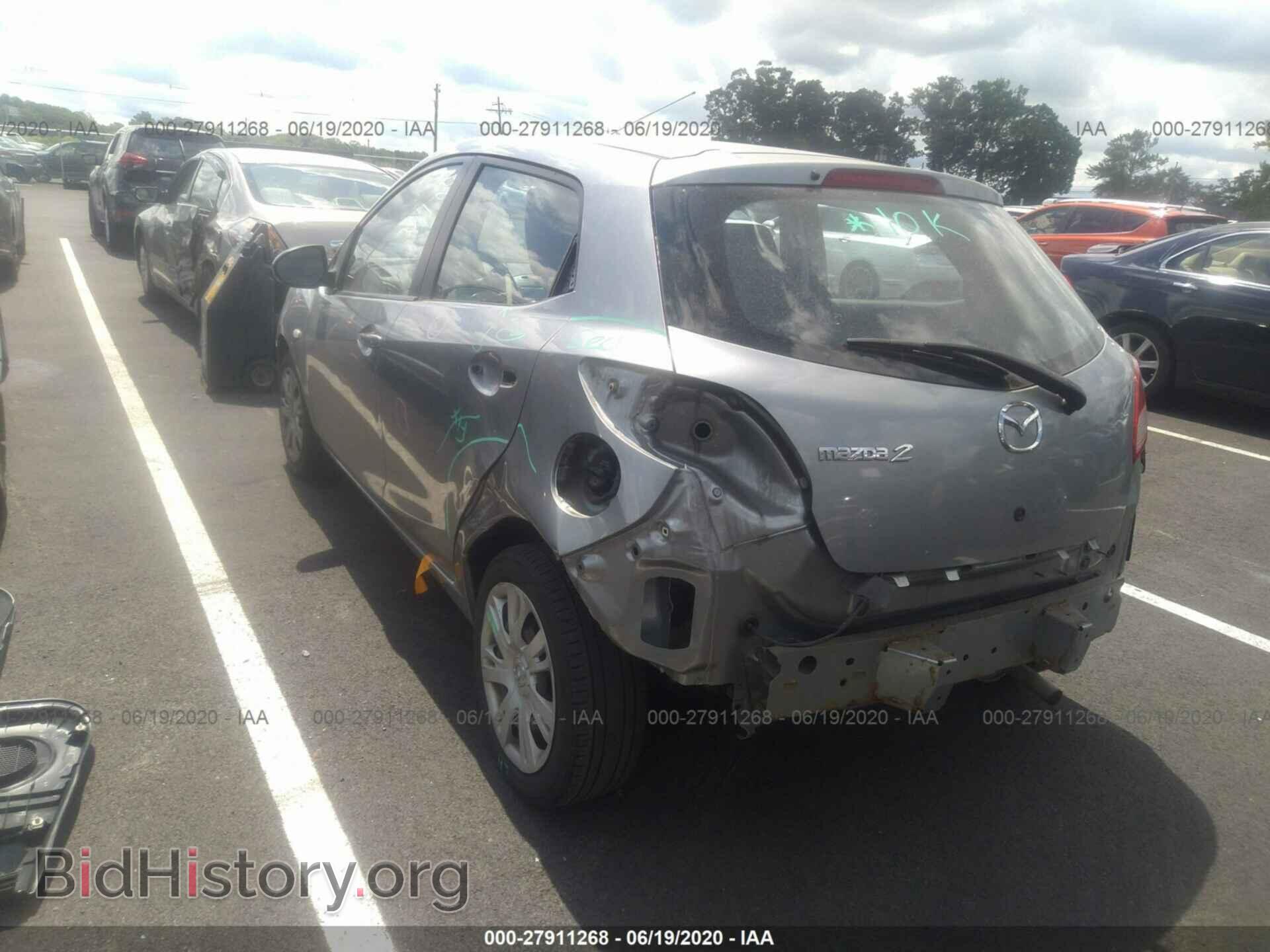 2014 MAZDA MAZDA2 - VIN: JM1DE1KY9E0175379 - Фото 3