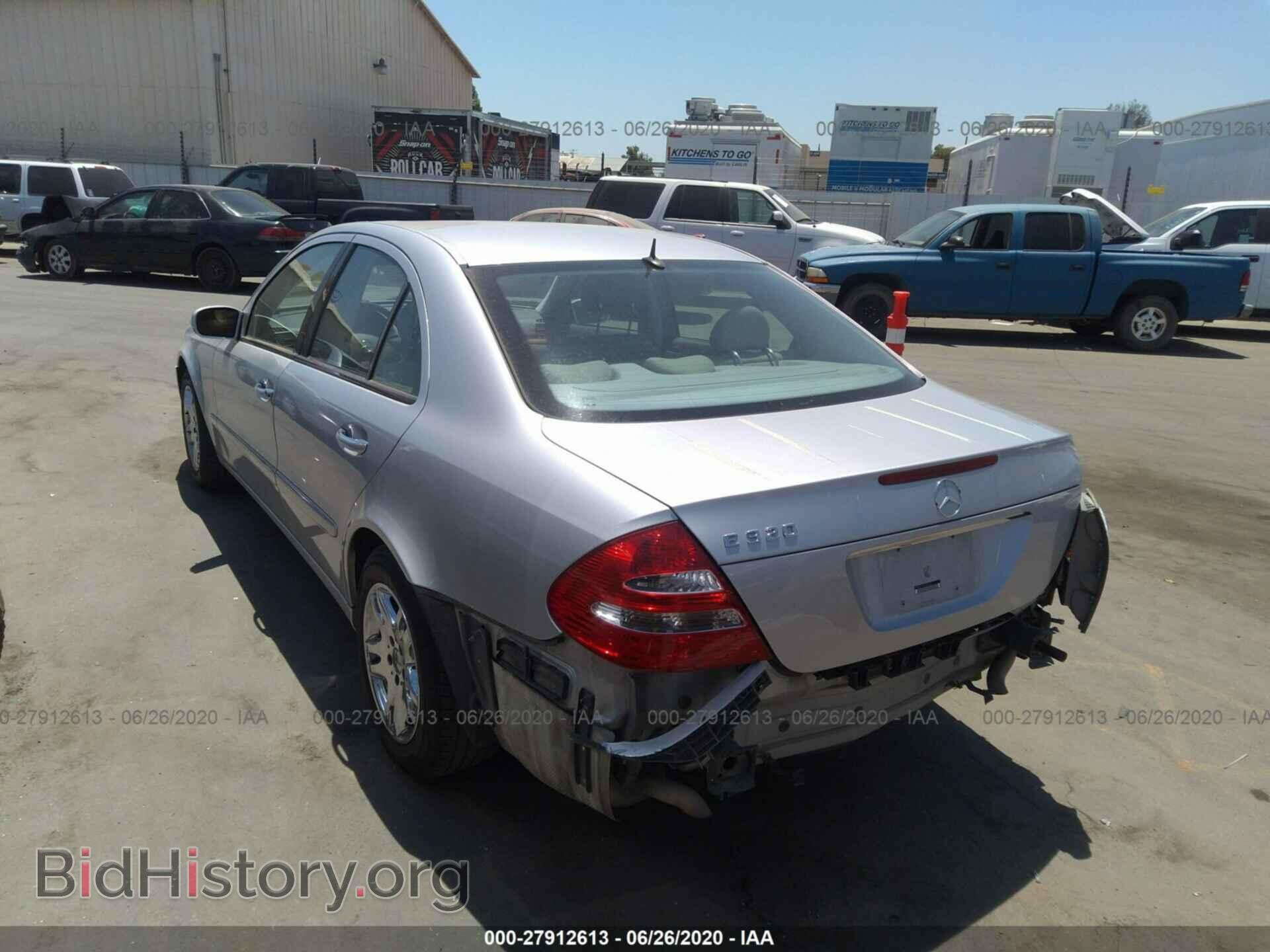 2004 MERCEDES-BENZ E - VIN: WDBUF65JX4A443338 - Фото 3