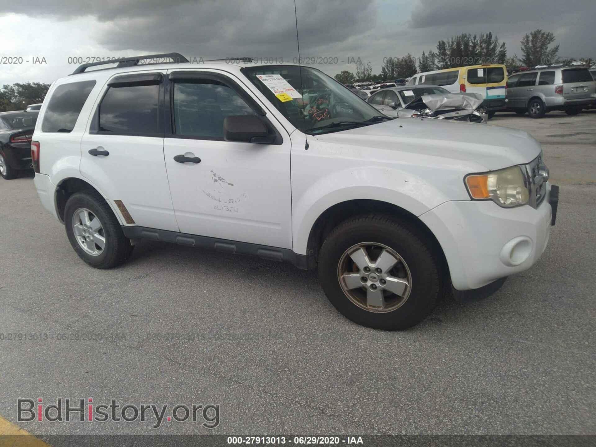 Фотография 1FMCU0DG6CKA15213 - FORD ESCAPE 2012