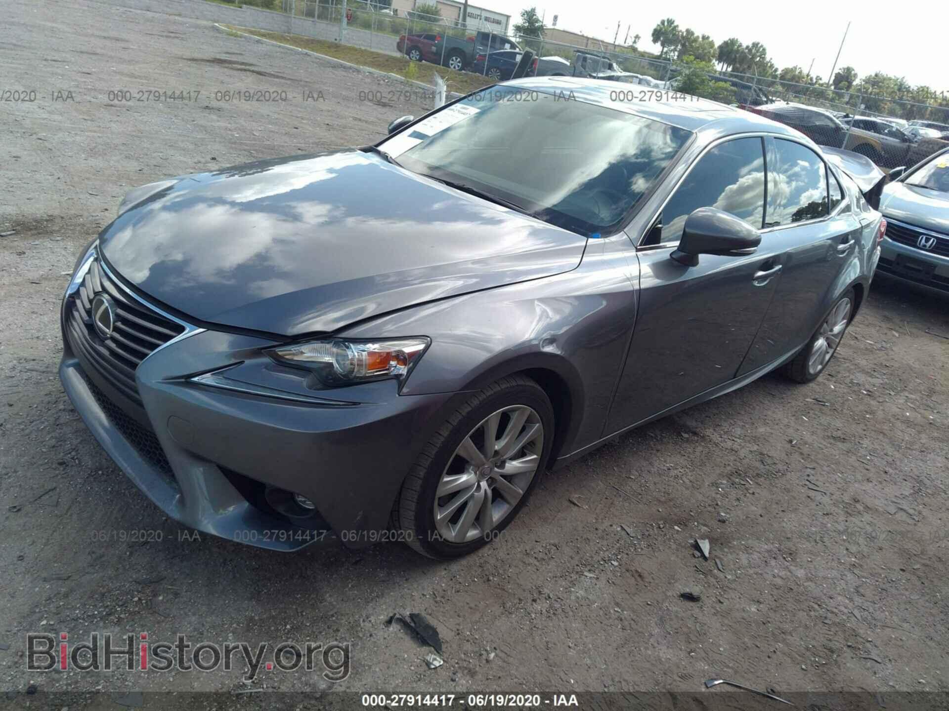 2016 LEXUS IS 200T - VIN: JTHBA1D2XG5003331 - Фото 2